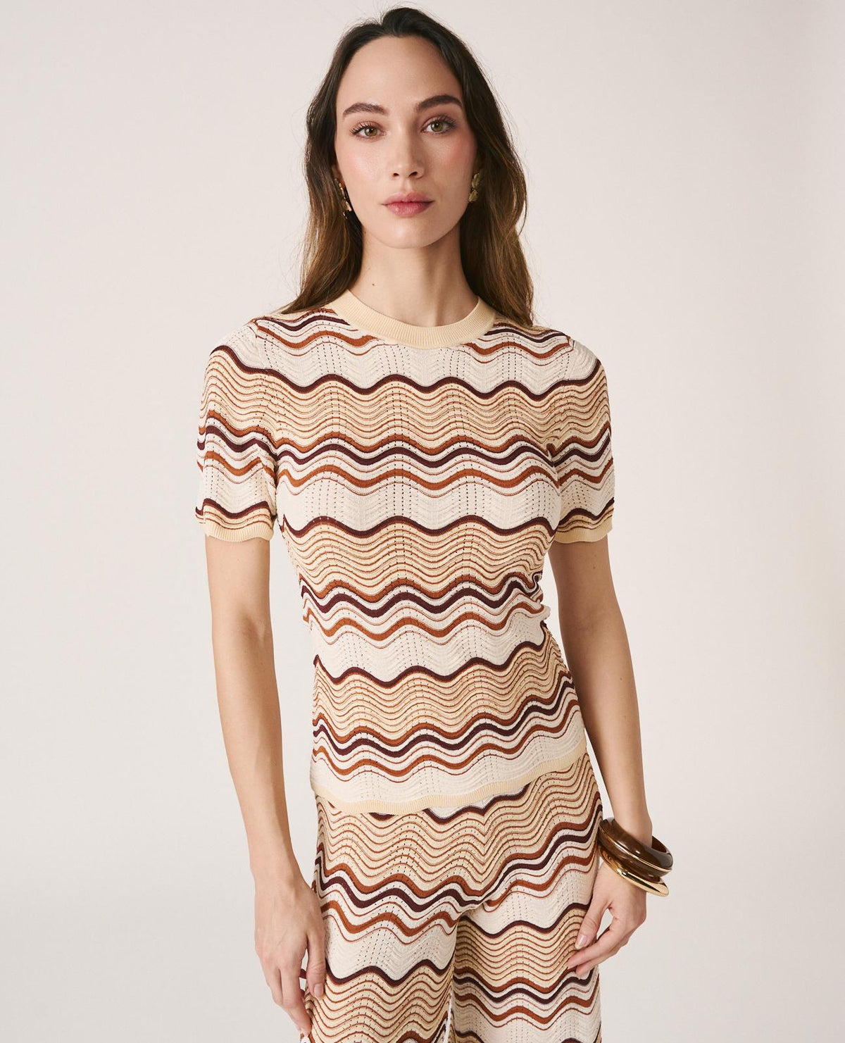 COLORED KNIT TOP