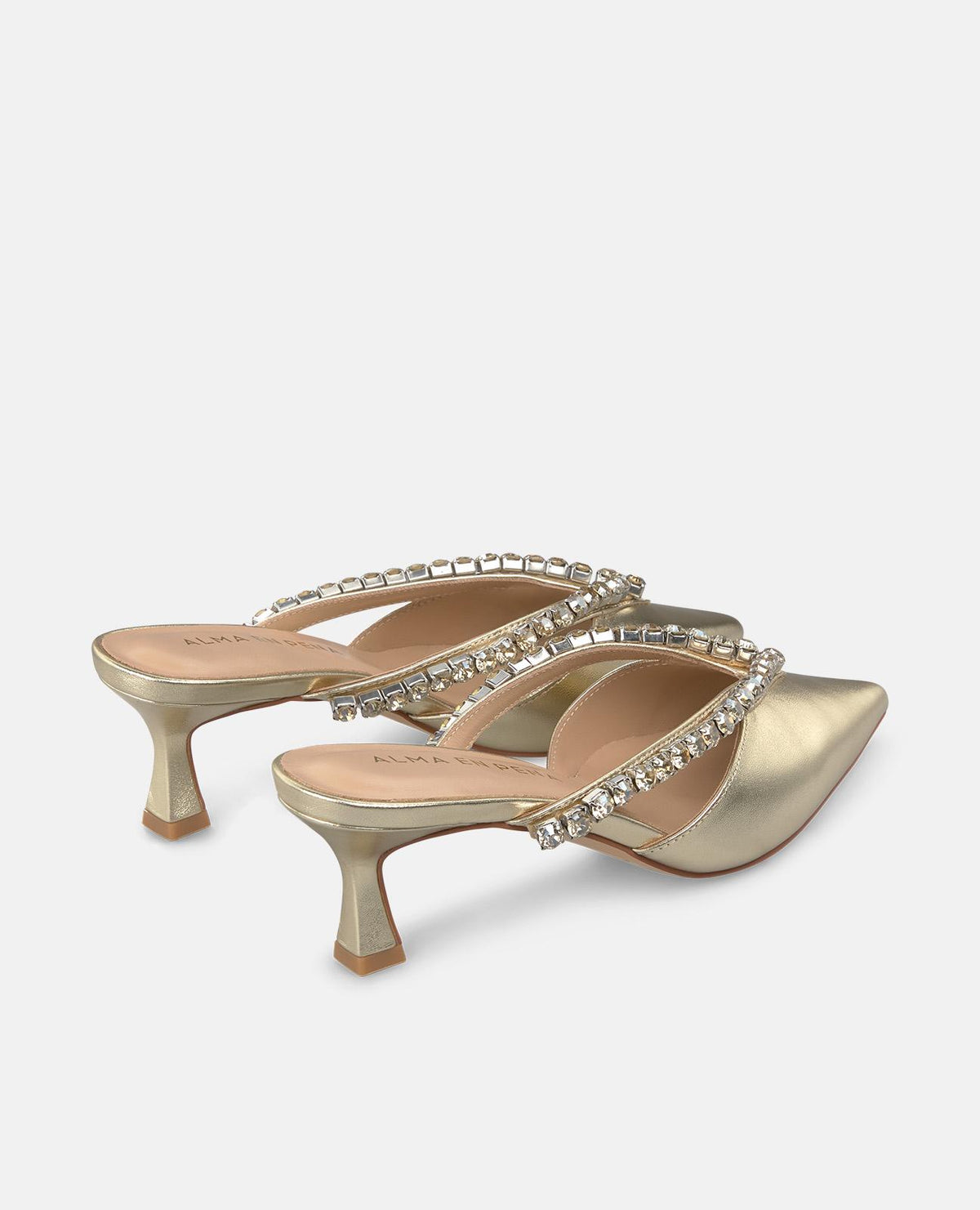 KITTEN HEELED SHOE