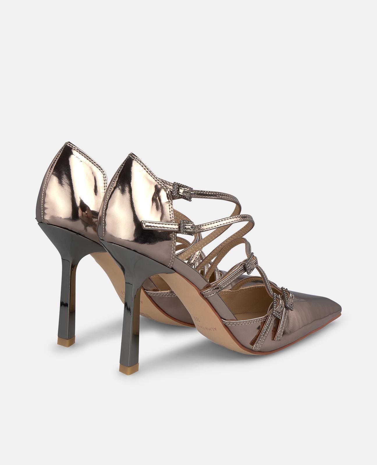 SAPATO DE SALTO ALTO COM FIVELA