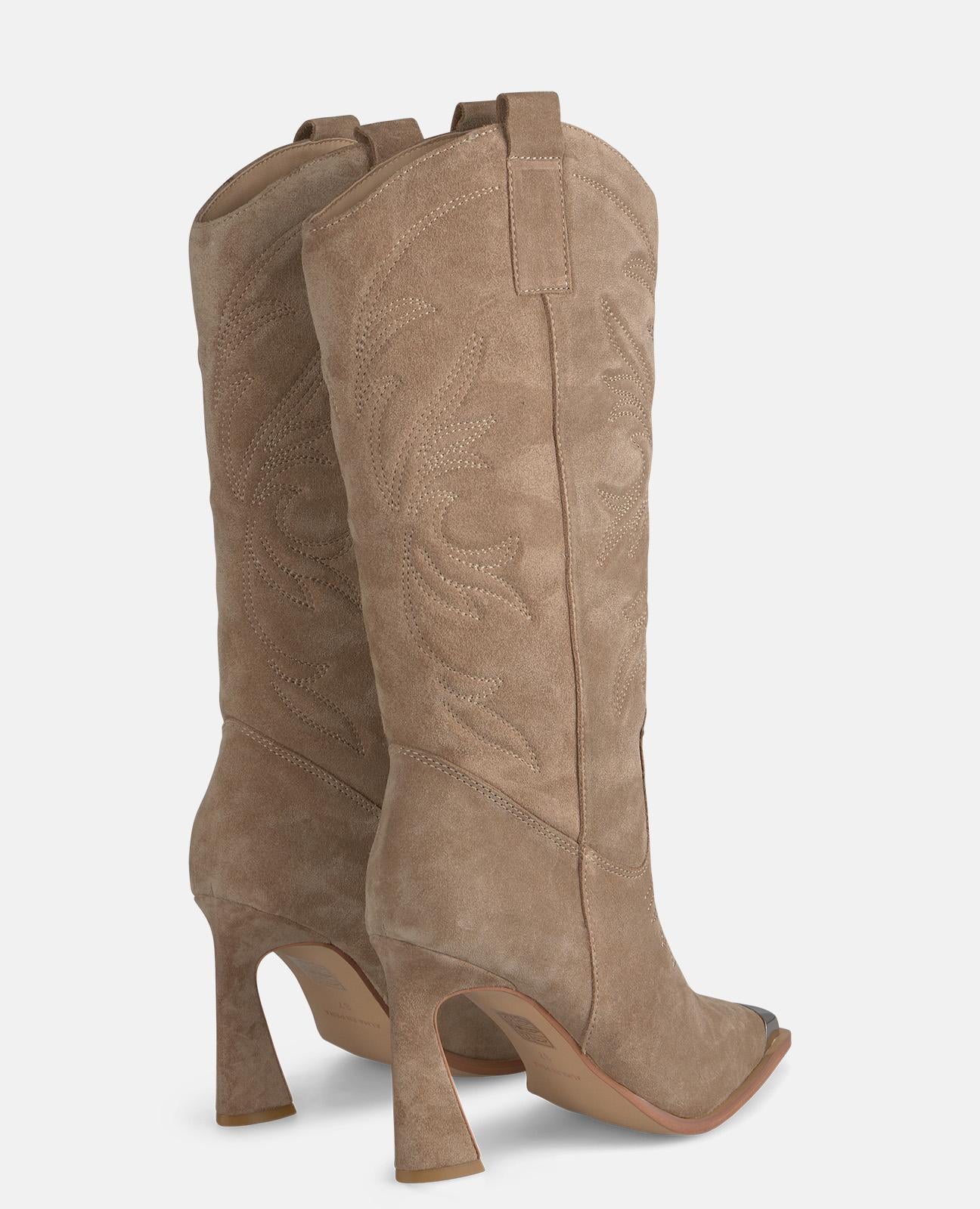 BOTA PUNTERA METALIZADA