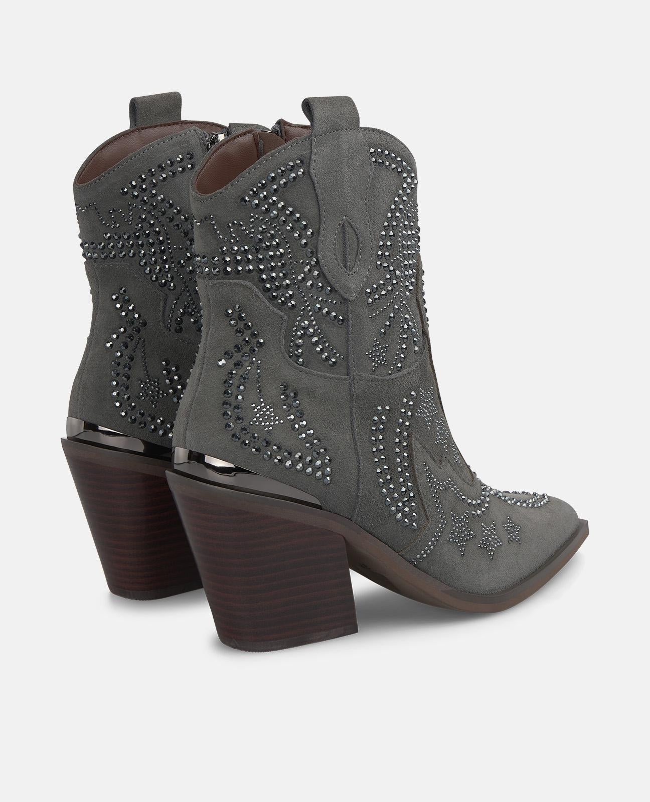 BOTTES DE CHEVILLE DÉTAILS COW-BOY