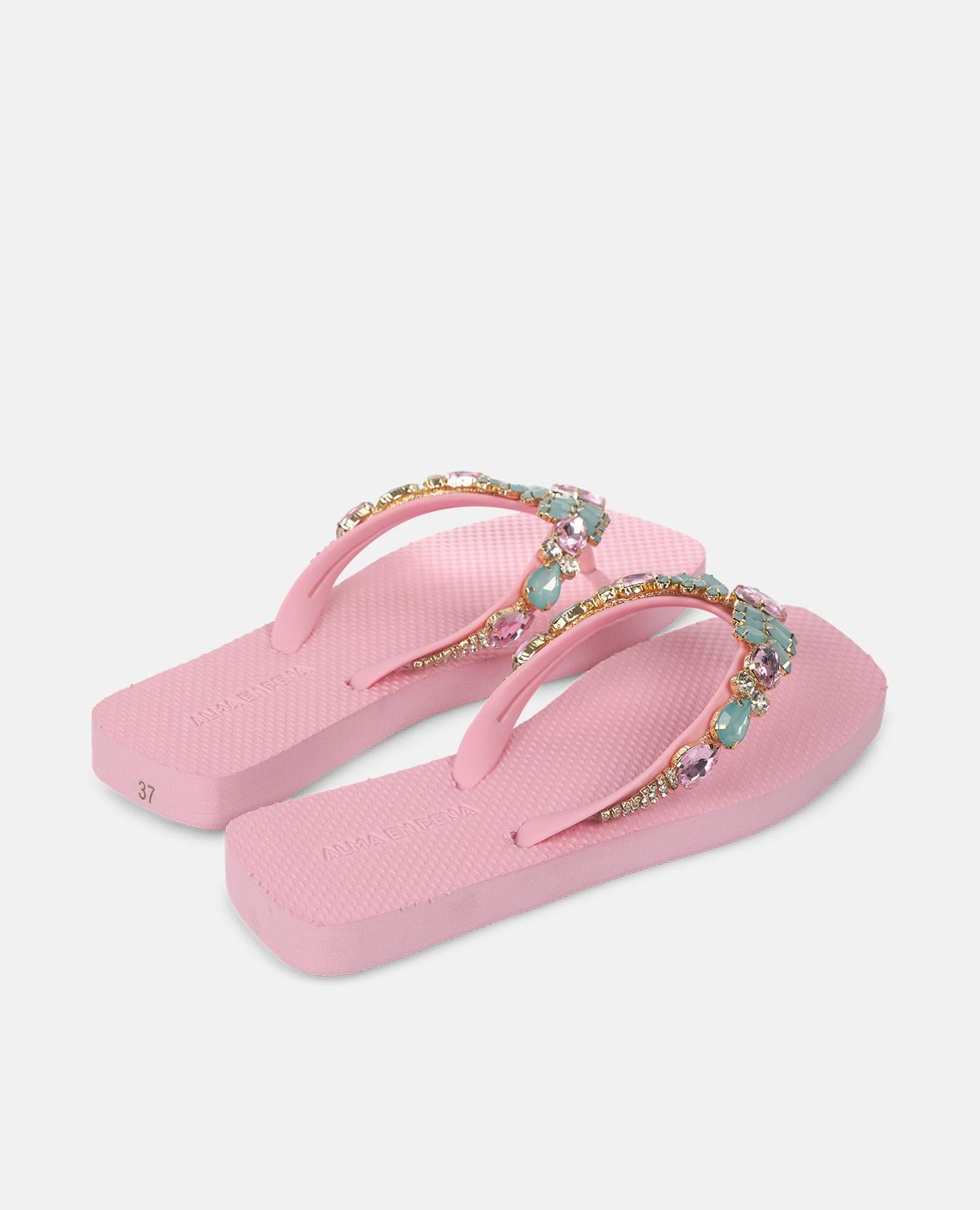 FLIP FLOP WITH RHINESTONE DETAILS