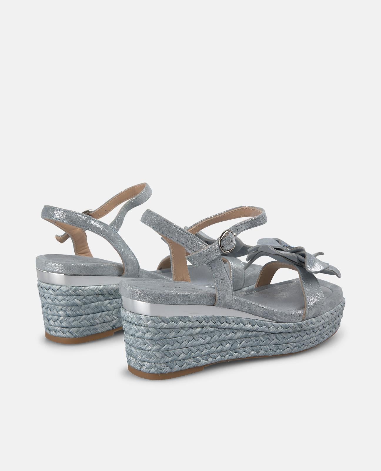 SANDALIA ESPARTO DETALLE FLOR