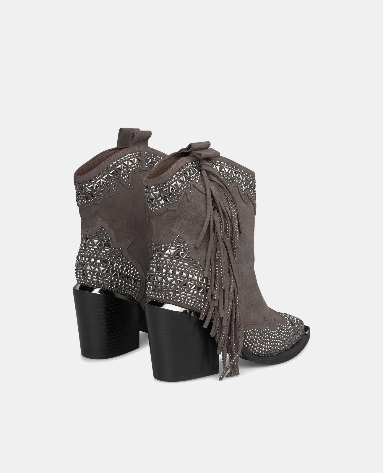 BOTTE DE CHEVILLE AVEC FRANGES LATÉRALES