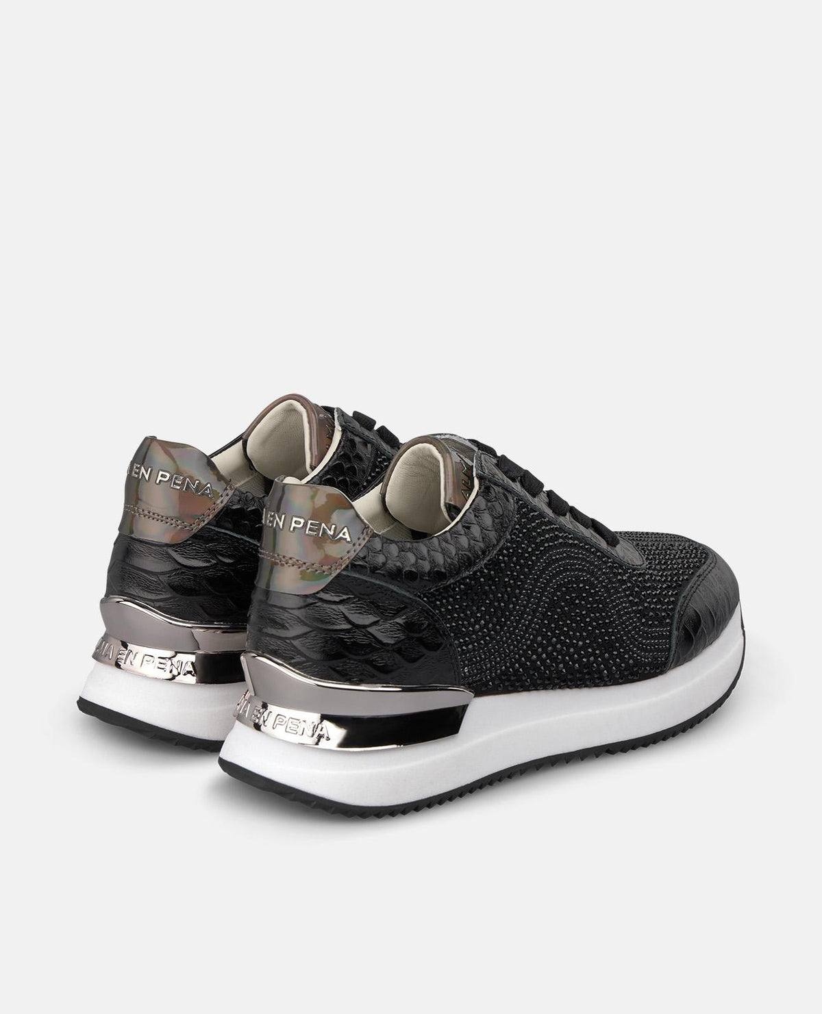 SCARPE METALLIZZATE CON STRASS