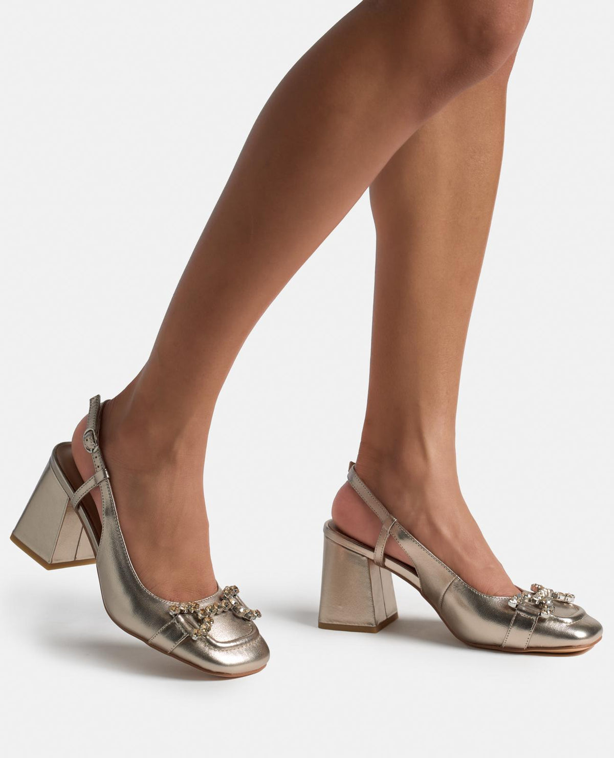 ZAPATO TACÓN DESTALONADO ESTRIBO