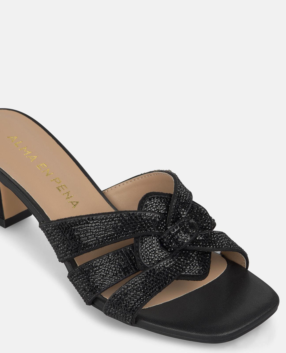 SANDALS WITH INTERLACED STRAPS