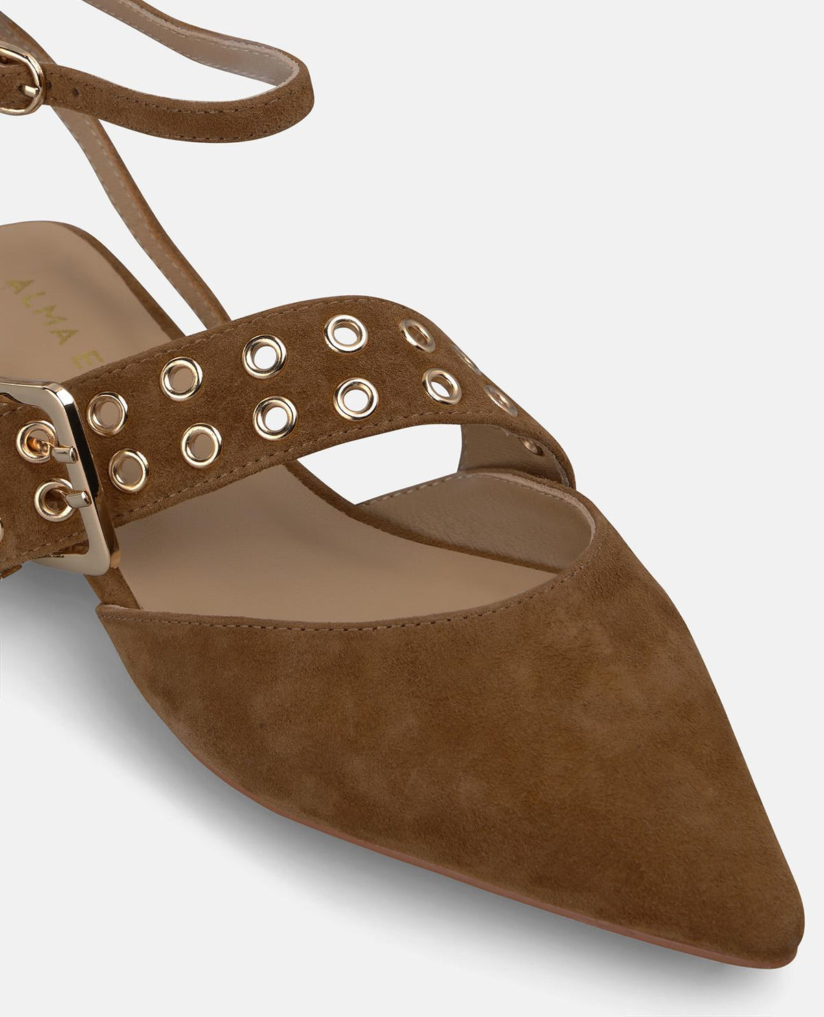 ZAPATO PLANO DE NAPA CON PULSERA
