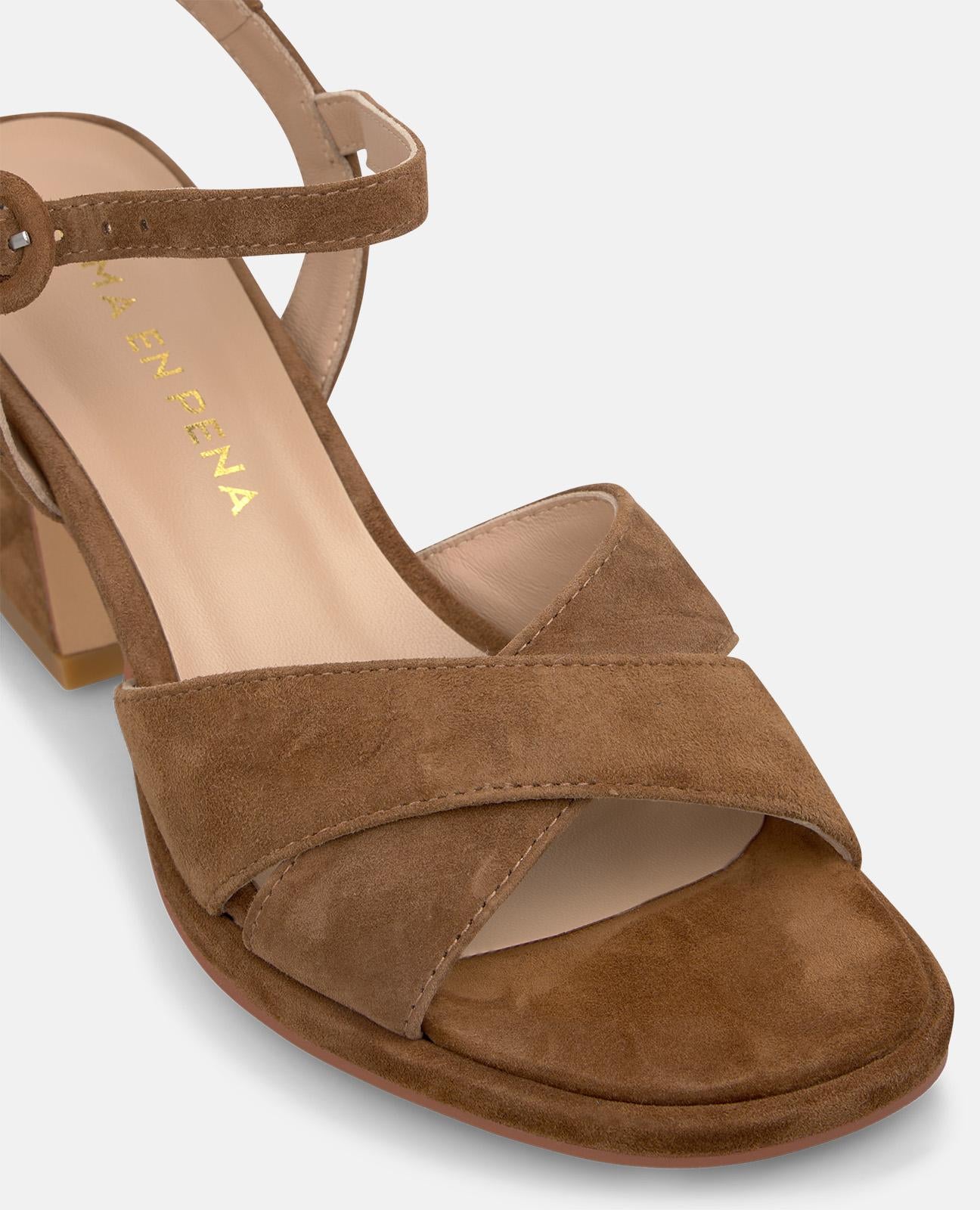 SANDALIA TIRAS DELANTERAS