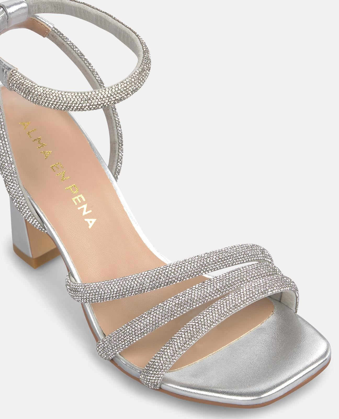 MID-HEEL SANDALS WITH TUBULAR STRAPS AND ANKLE BRACELET