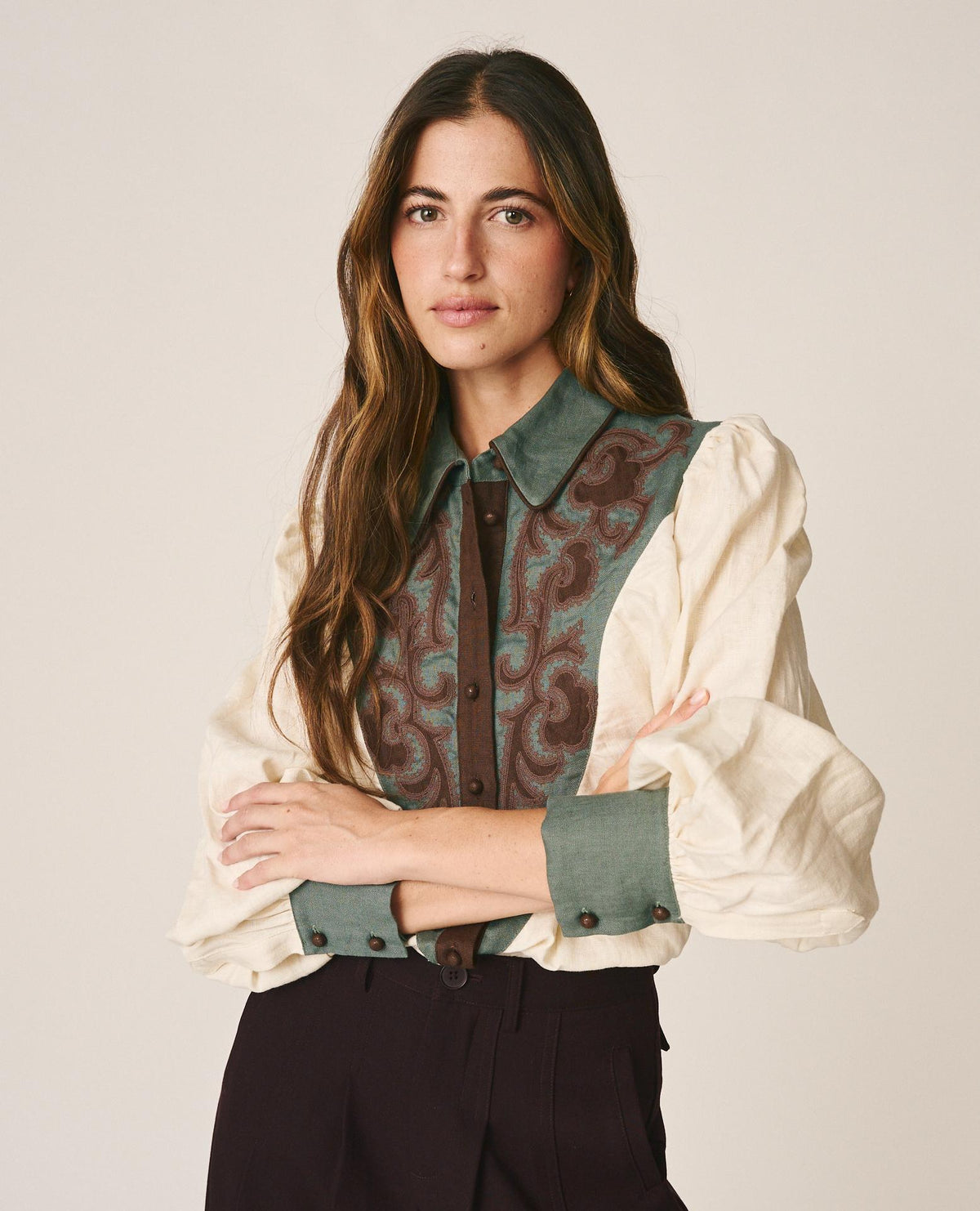 EMBROIDERED LINEN SHIRT
