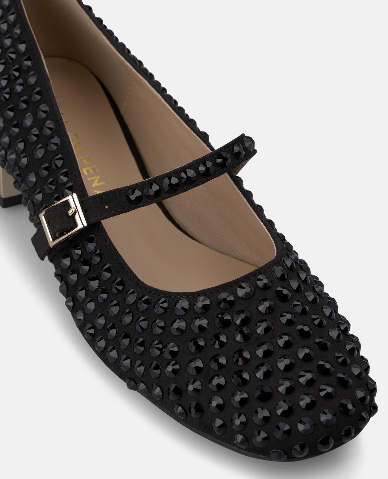 ZAPATO DE ANTE CON PEDRERÍA