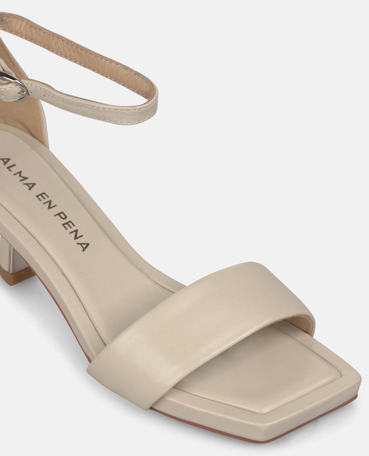 NAPA SANDAL WITH FRONT STRAP