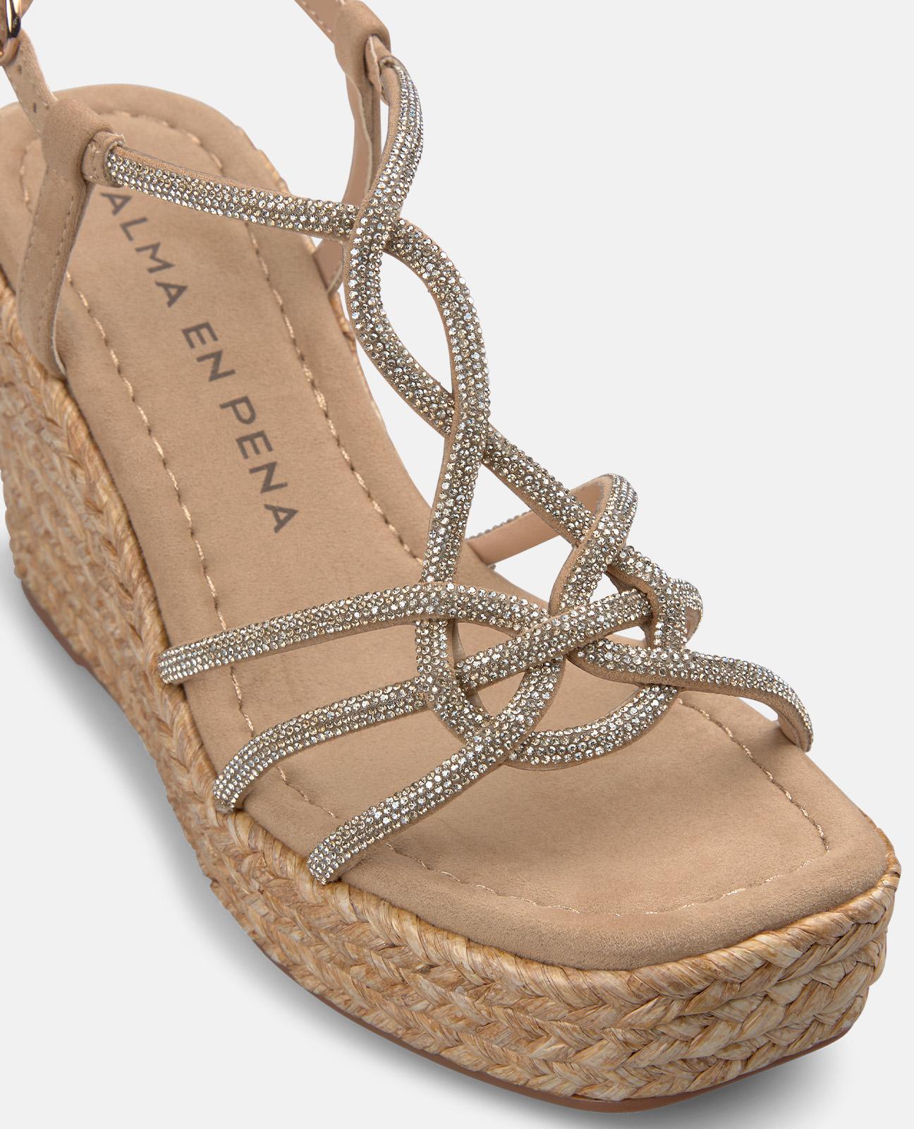 SANDALIA DE PLATAFORMA CON TIRAS ENTRELAZADAS