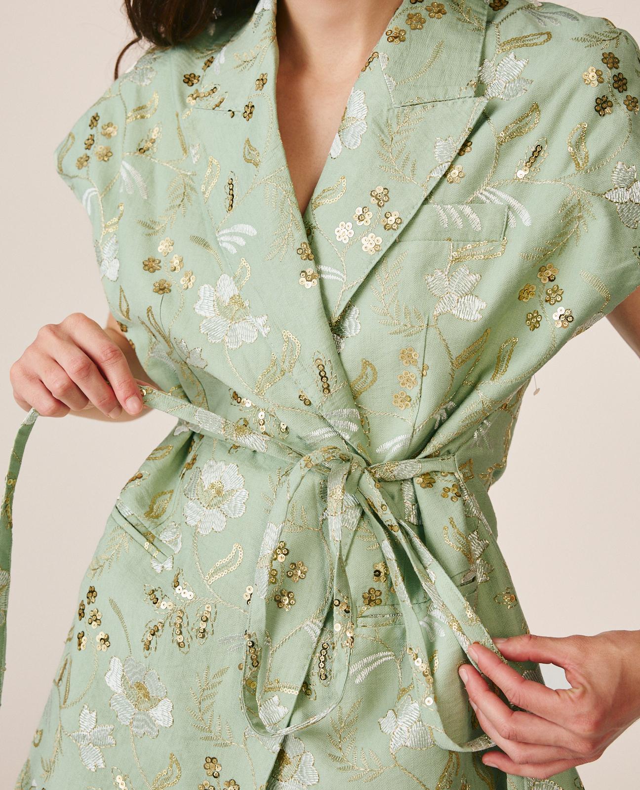 CHALECO BORDADO FLORAL