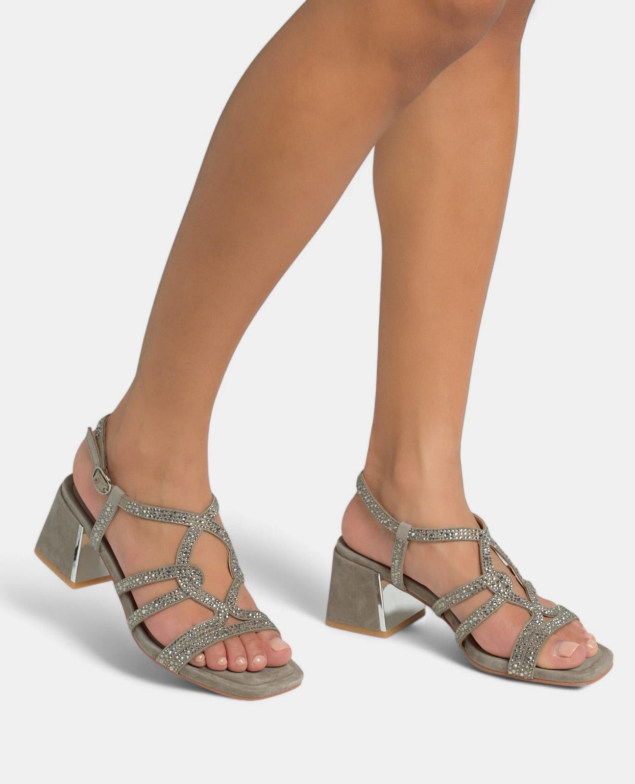 SANDAL WITH SQUARE HEEL