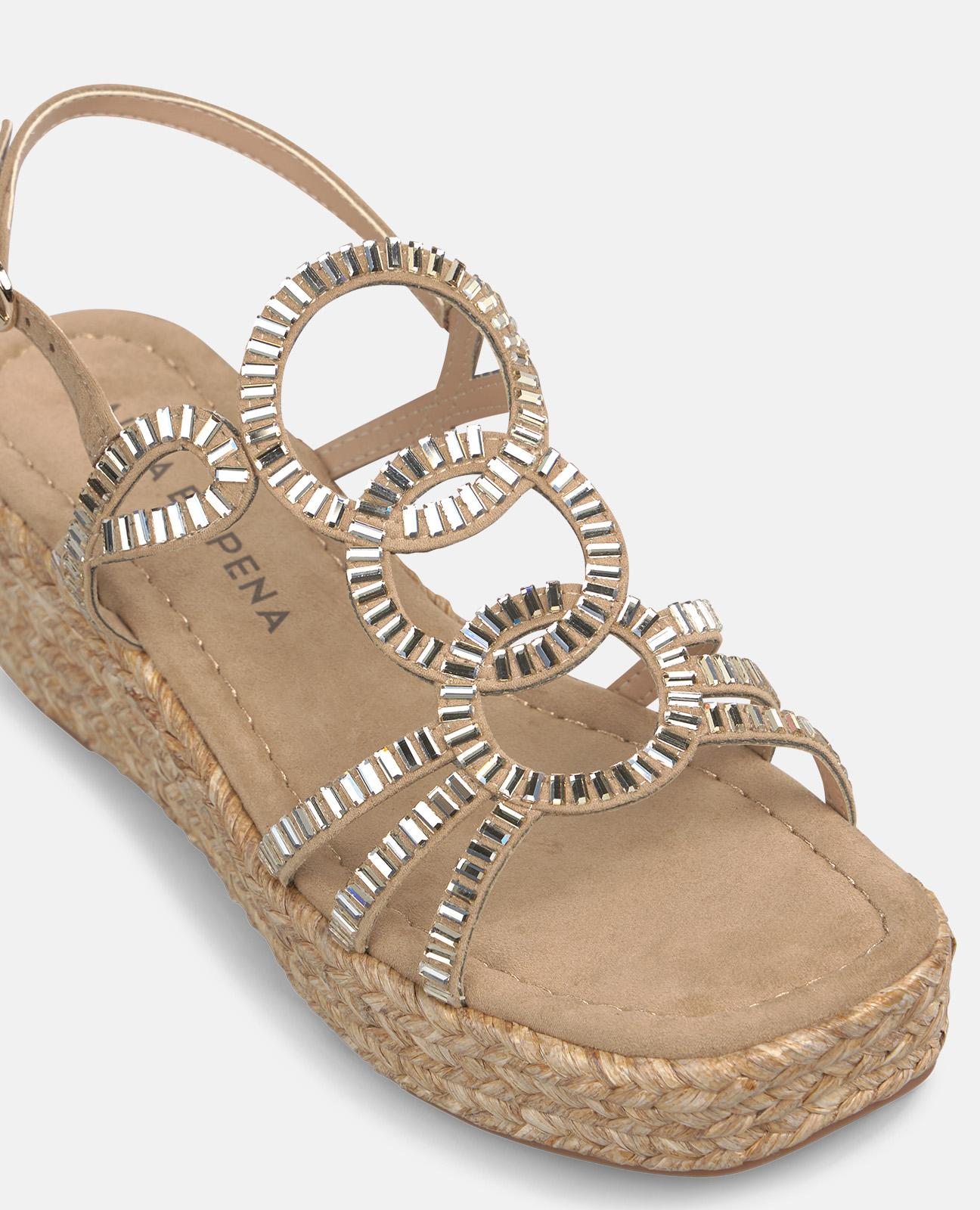 Sandálias de cunha com tiras circulares