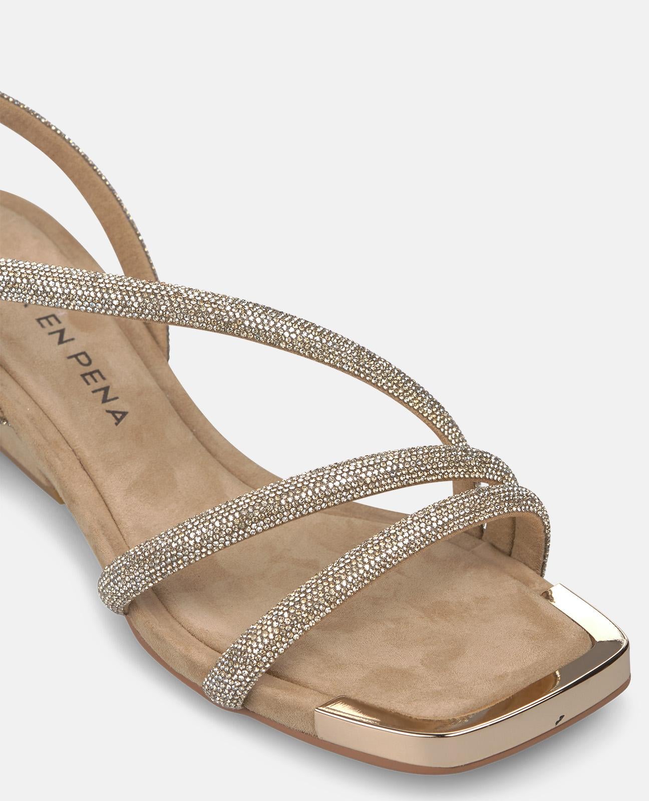 SANDALIA TRES TIRAS TUBULARES