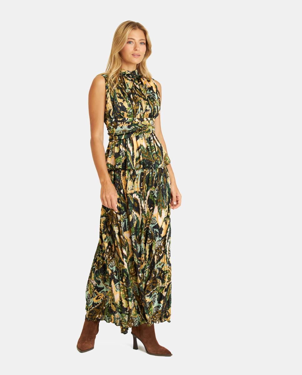 TOP WITH RUFFLED NECKLINE