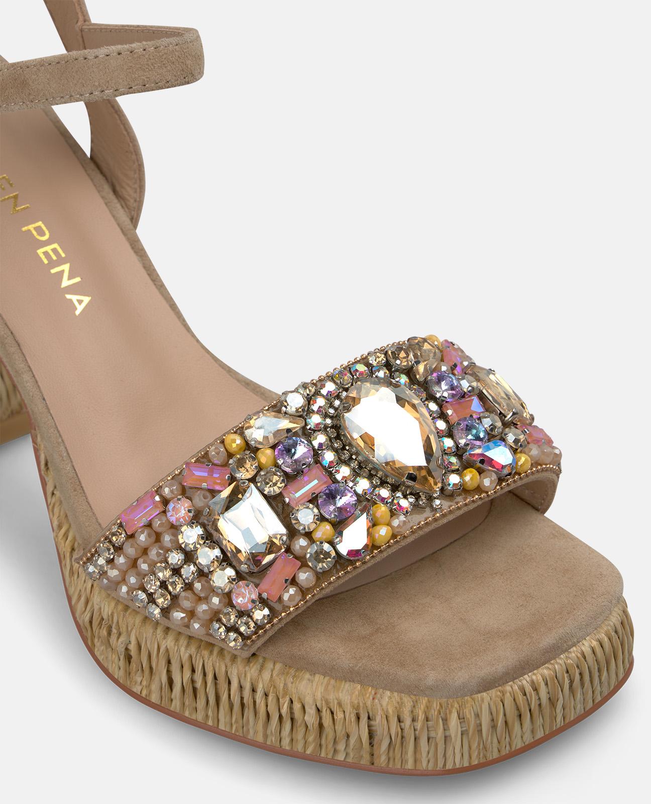 SANDALIA PEDRERÍA TACÓN BLOQUE