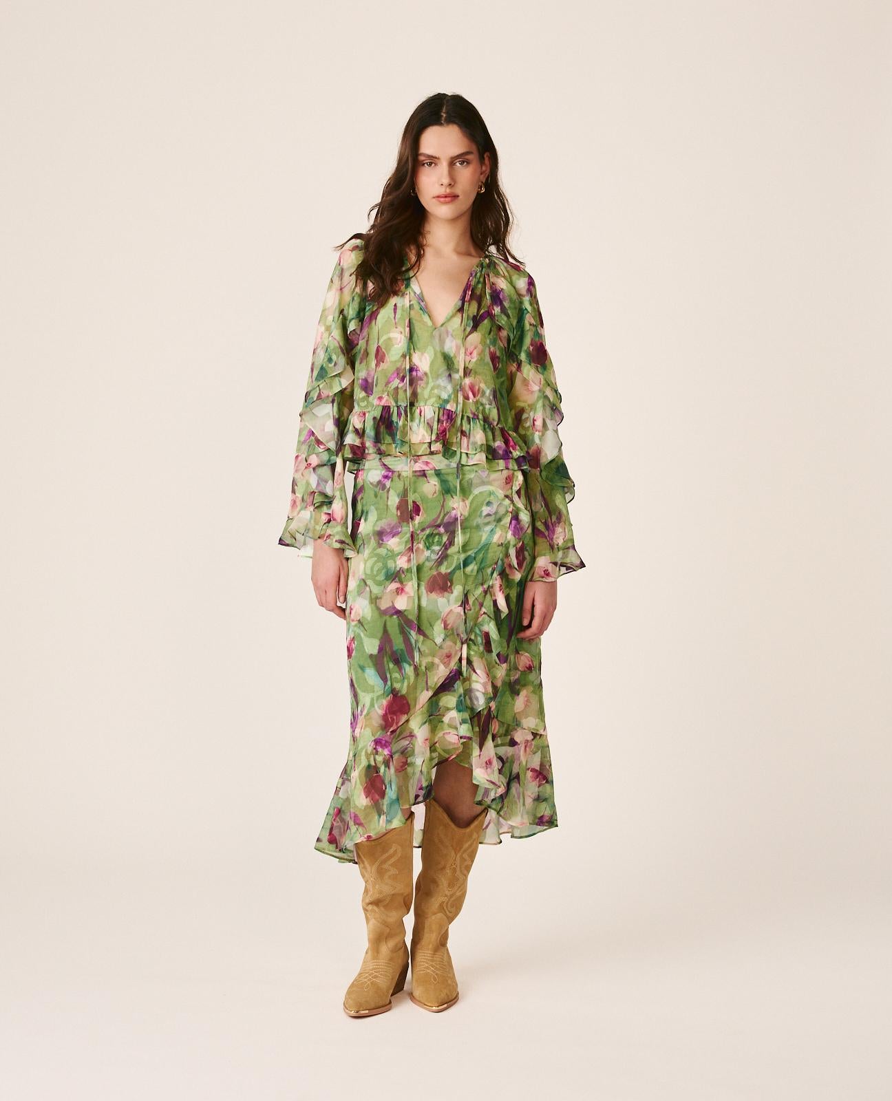 RUFFLE SLEEVE BLOUSE