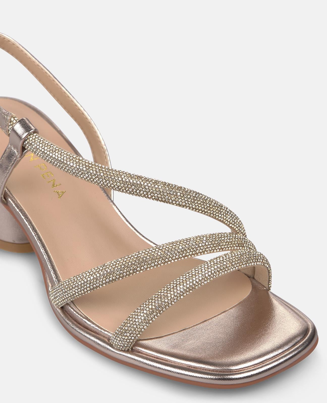 SANDALIA TACON MEDIO TIRA TUBULAR