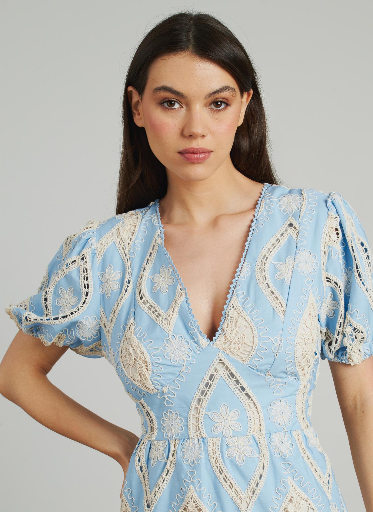 SHORT EMBROIDERED DRESS