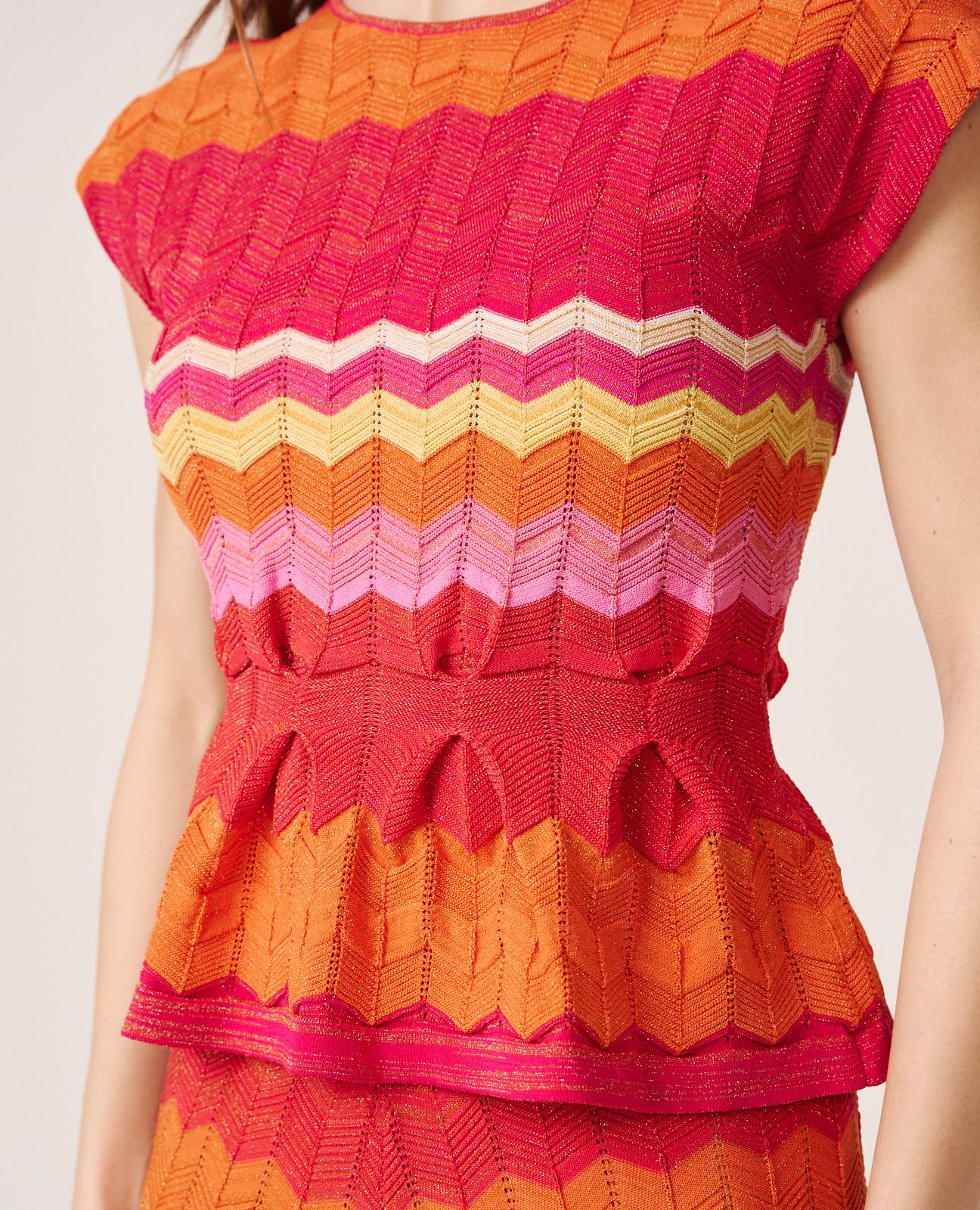 TOP GEOMETRIC MOTIF STITCH