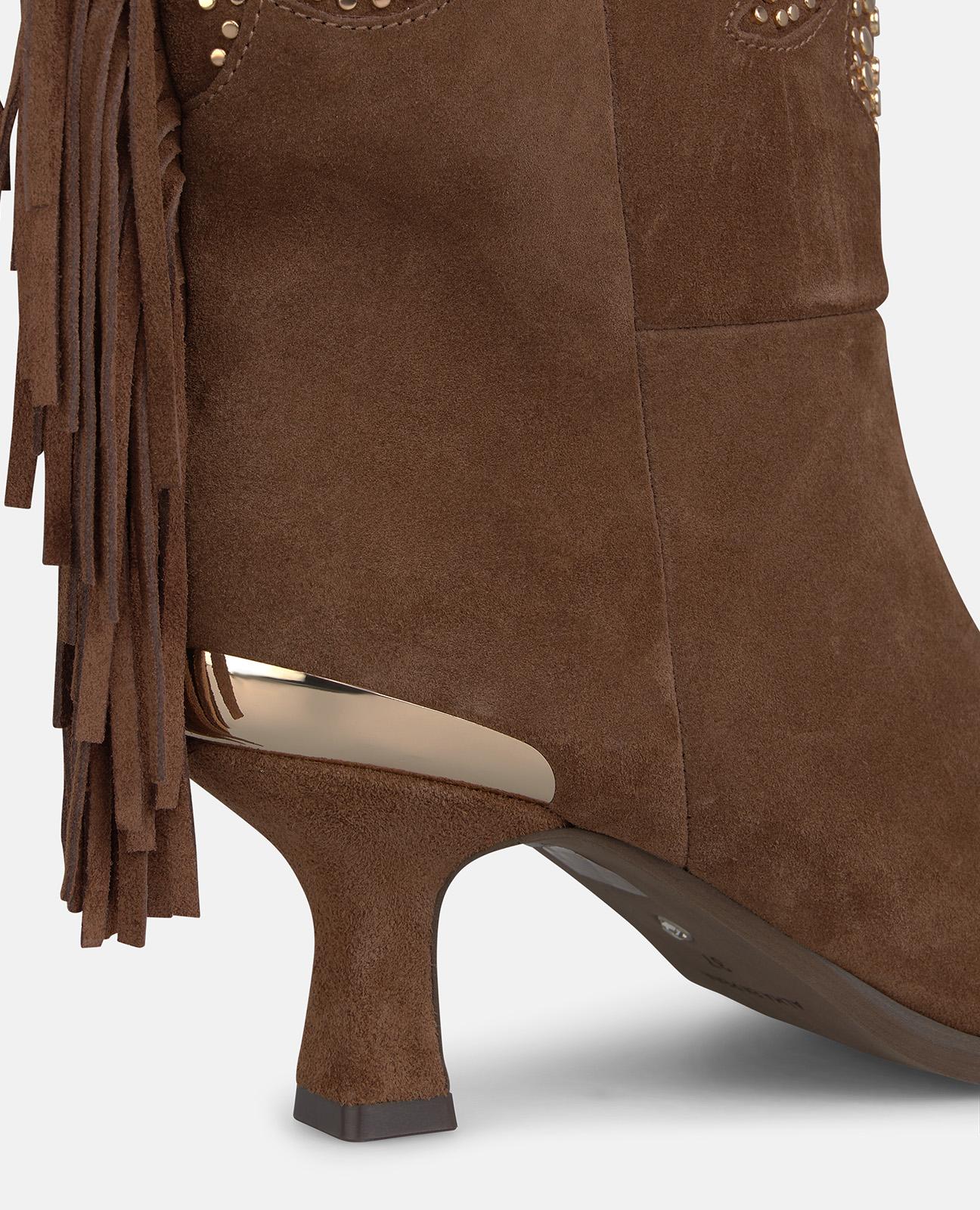BOTÍN COWBOY DE ANTE CON FLECOS