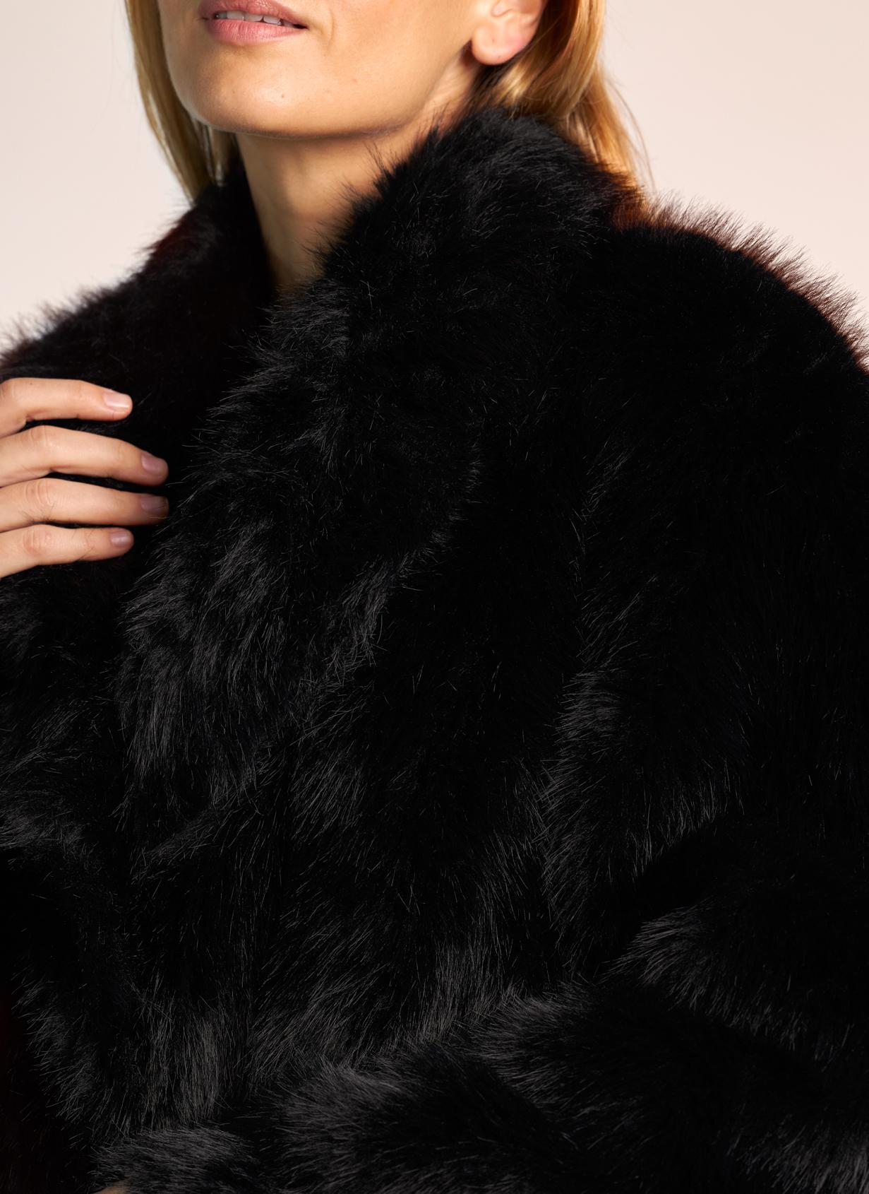 LONG FUR EFFECT COAT