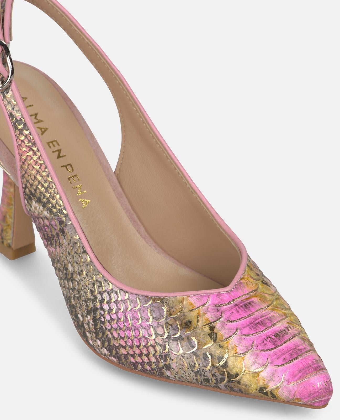 SPECIAL HEEL REMOVAL SALON