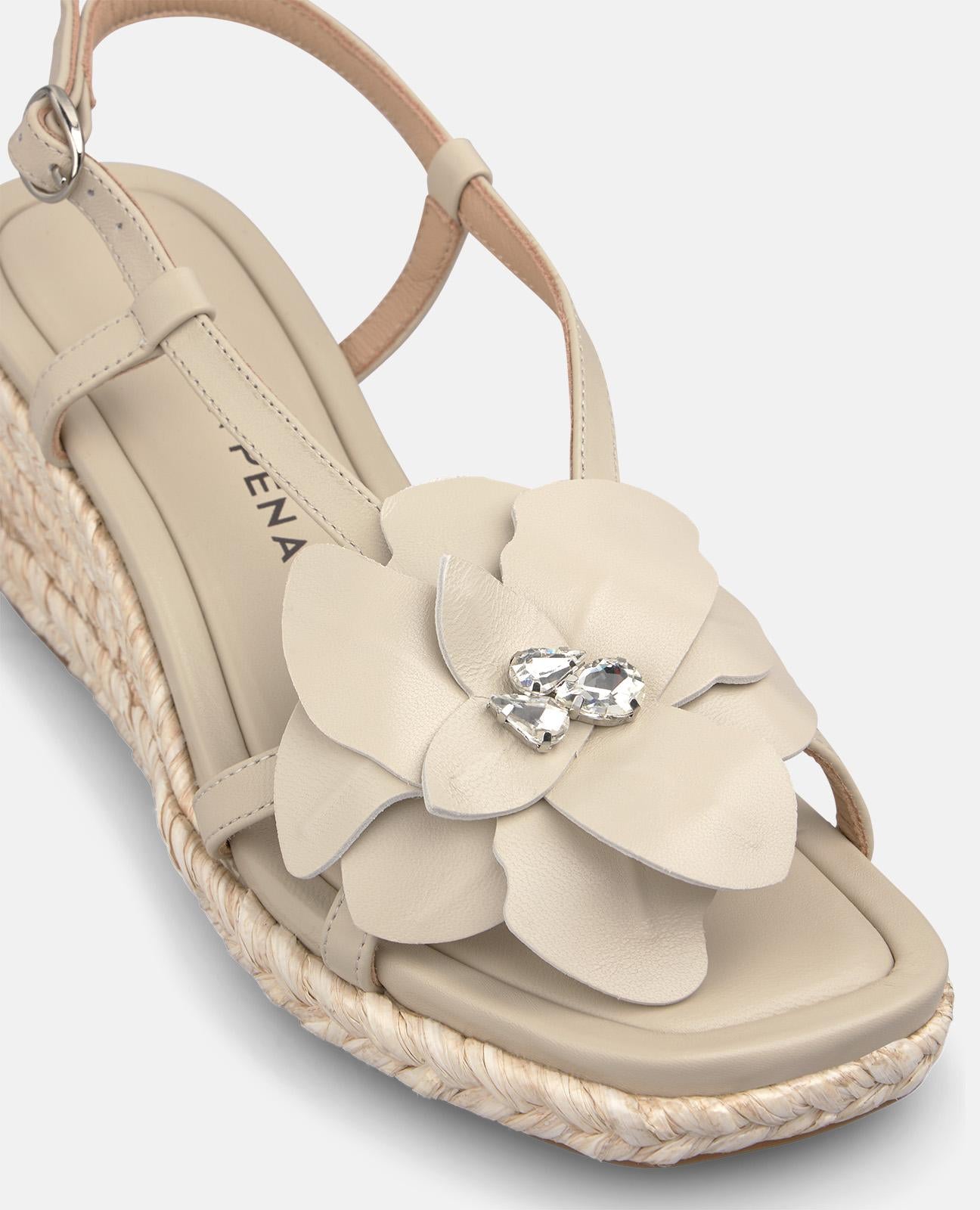 SANDALIA NAPA FLOR