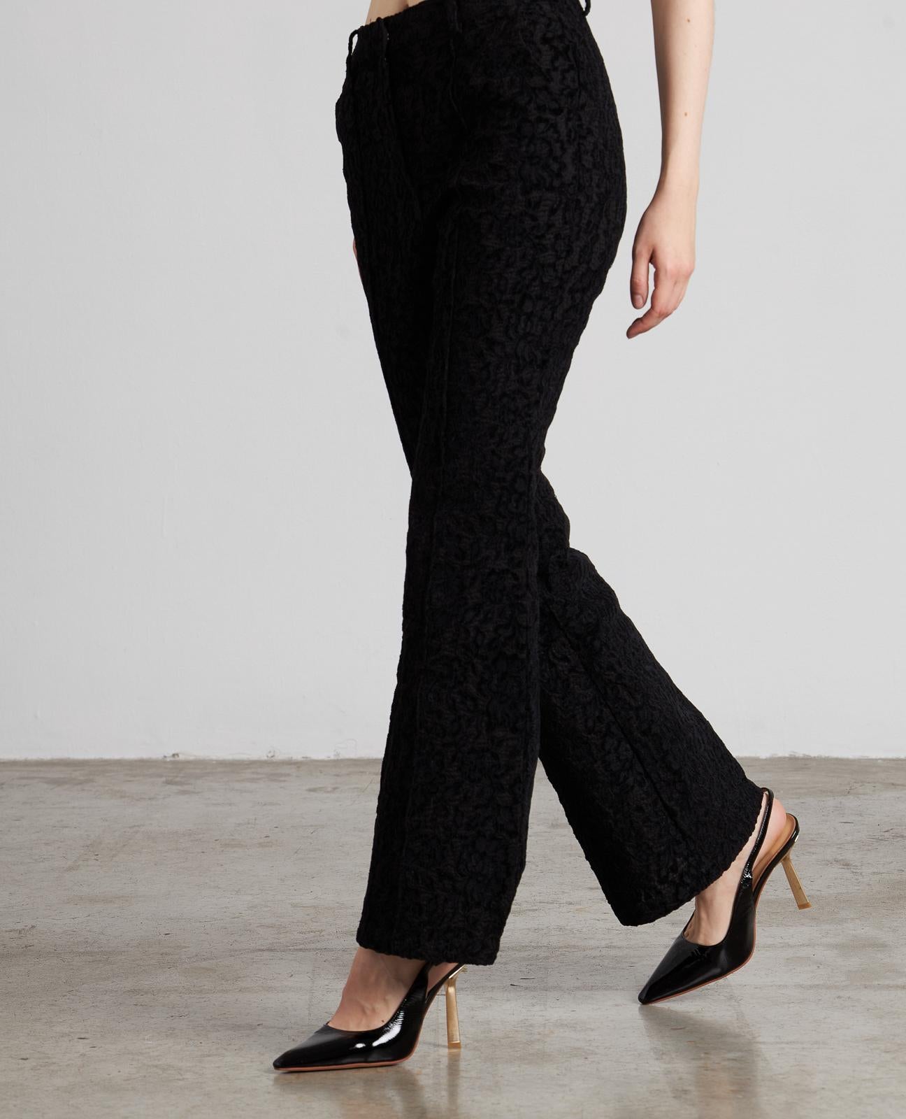 TEXTURED FLARE JEGGING