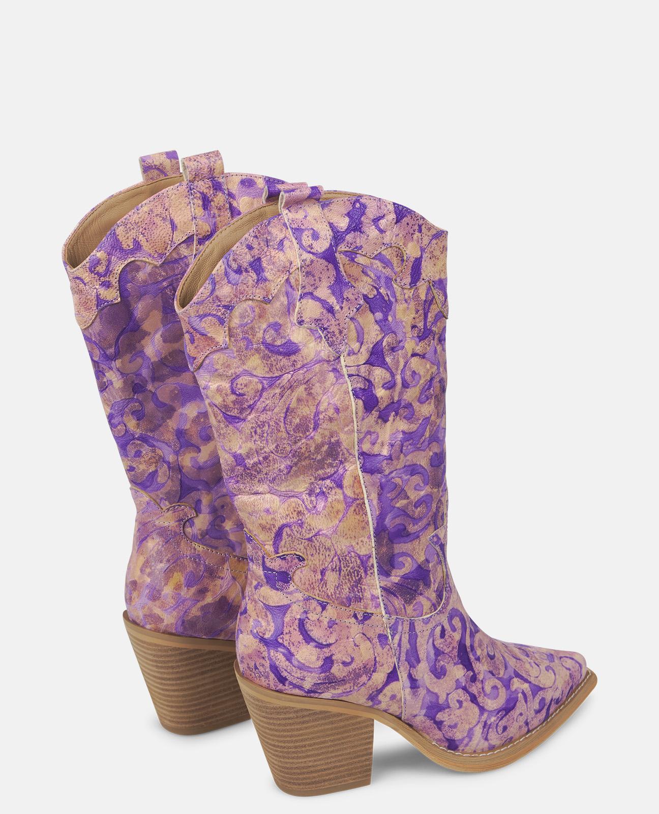 BESTICKTER HALBSTIEFEL