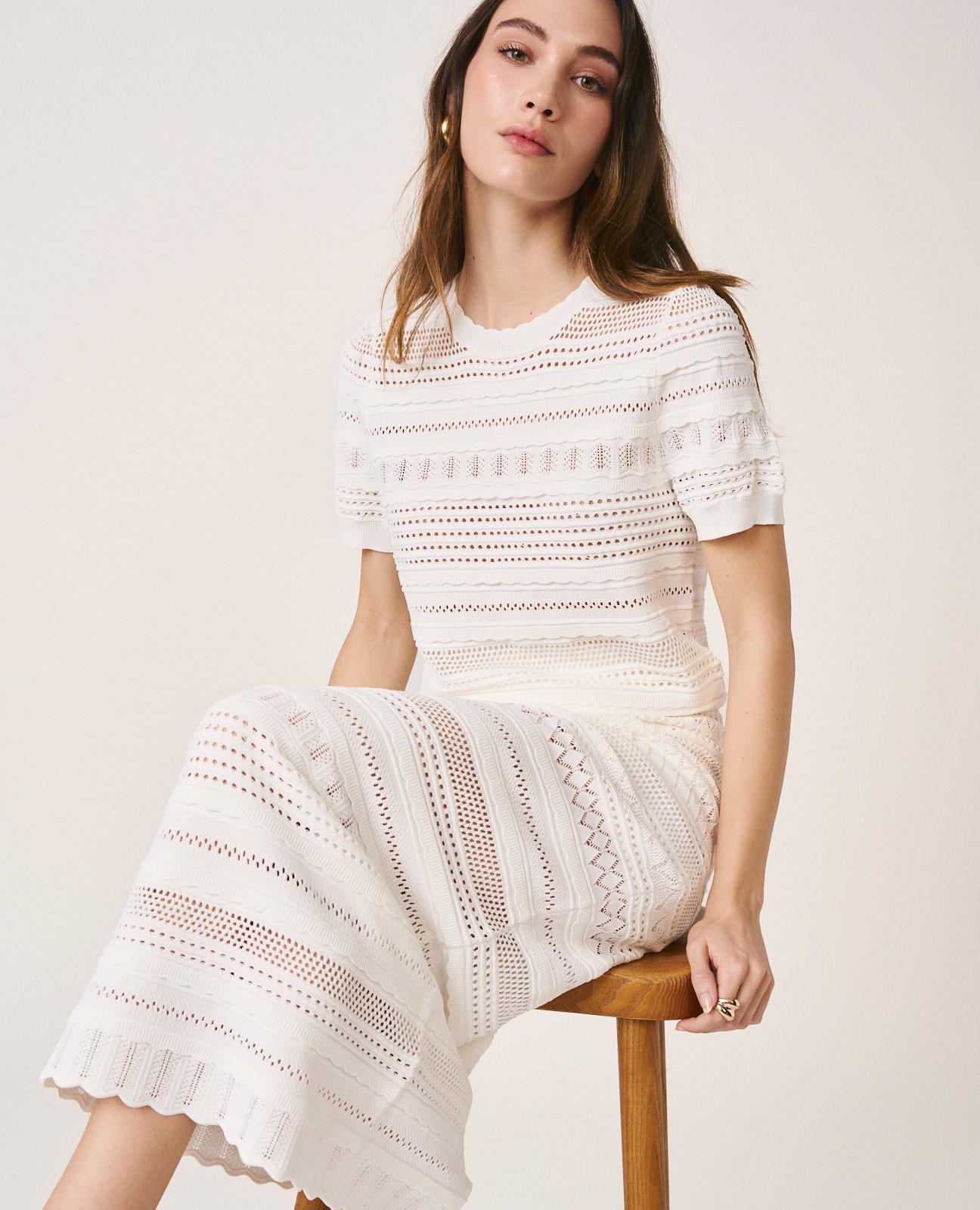 TOP WITH PUFFED SLEEVES