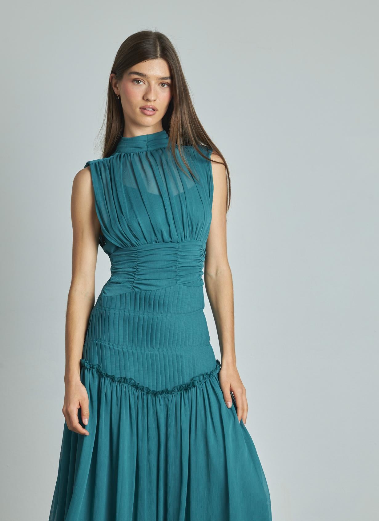 VESTIDO LARGO HALTER PLISADO