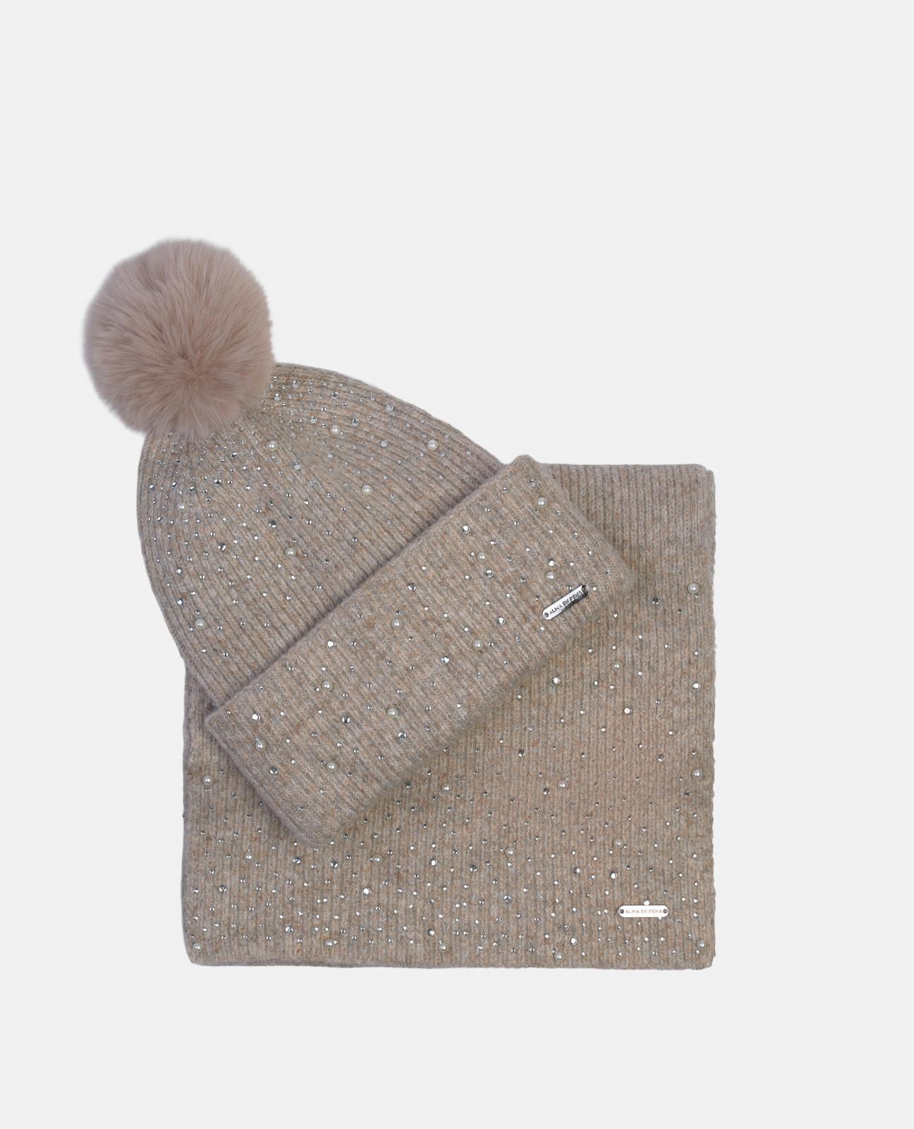 BEANIE BEANIE WITH RHINESTONES