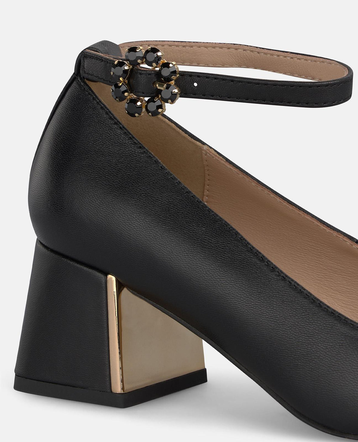 ZAPATO DE NAPA CON PULSERA