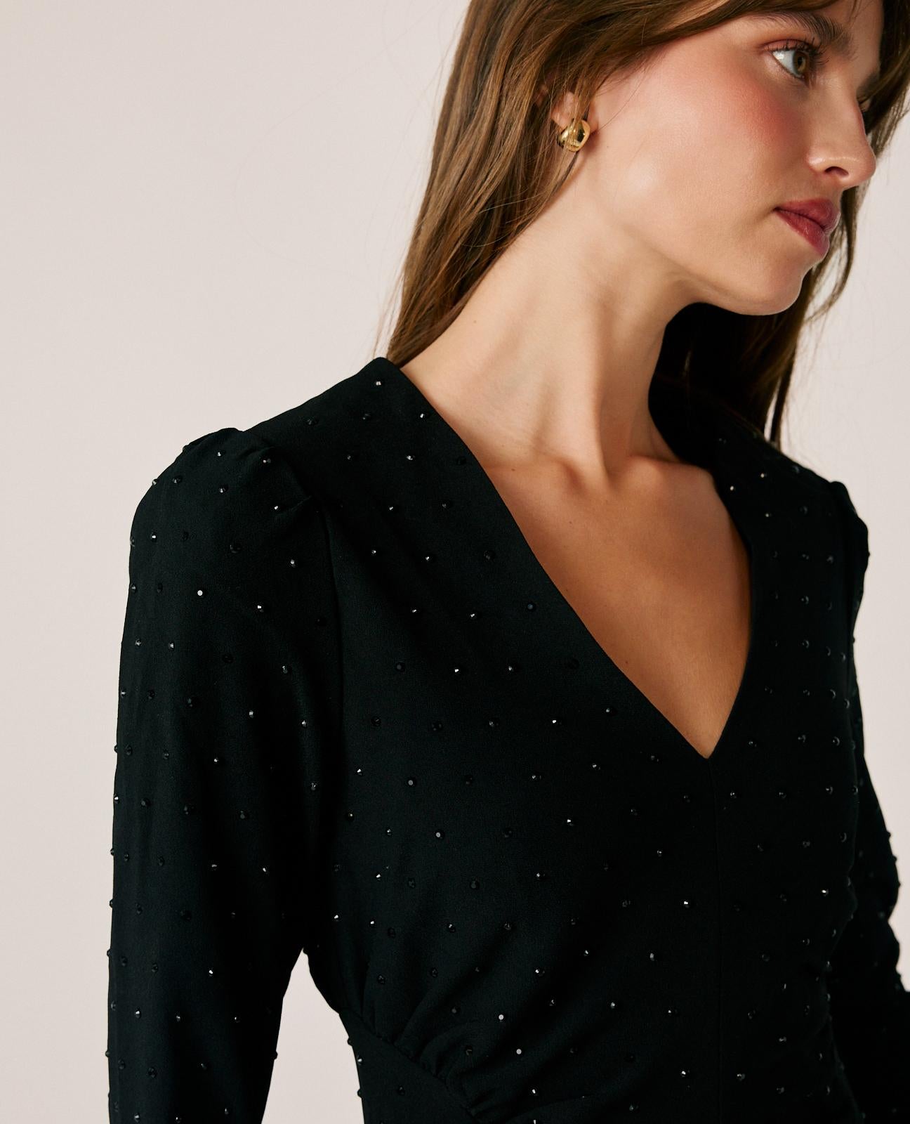 VESTIDO MIDI CREPÉ BRILLANTES