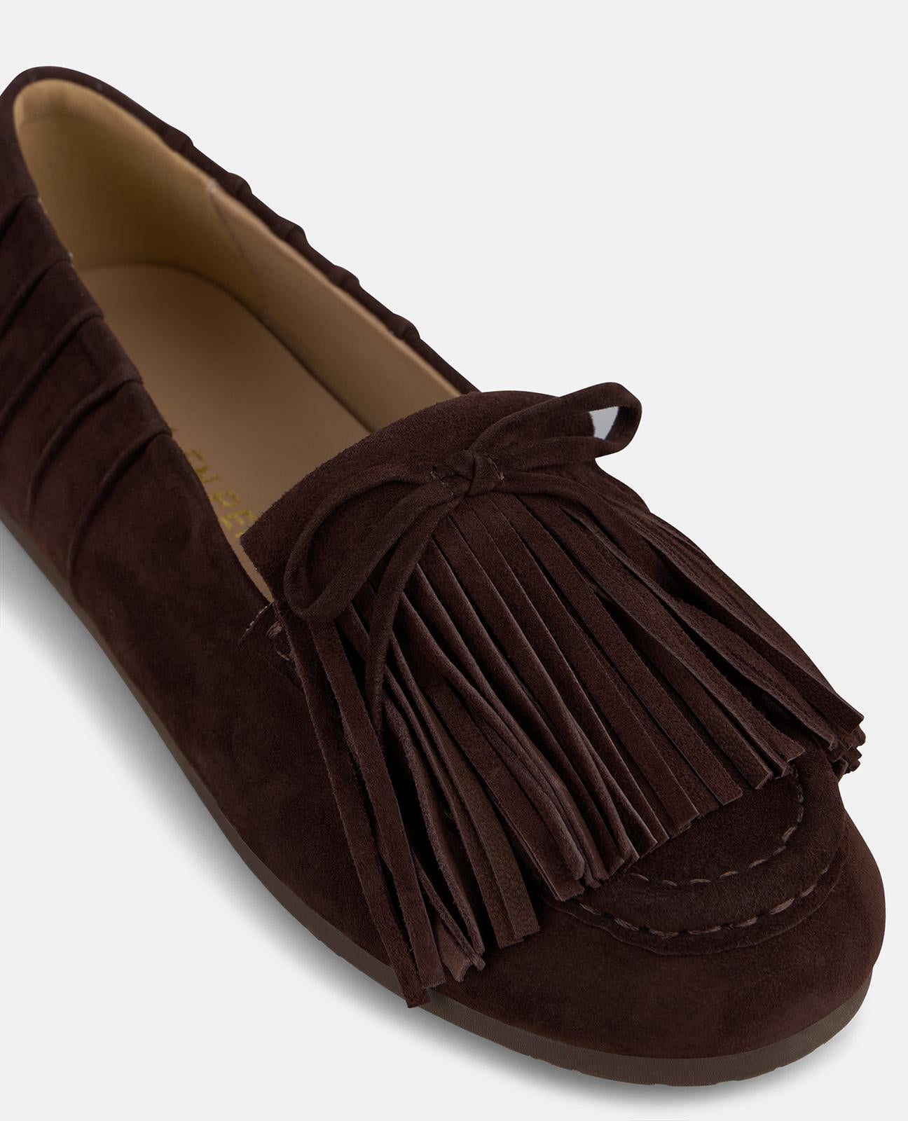 MOCASÍN DE ANTE CON FLECOS