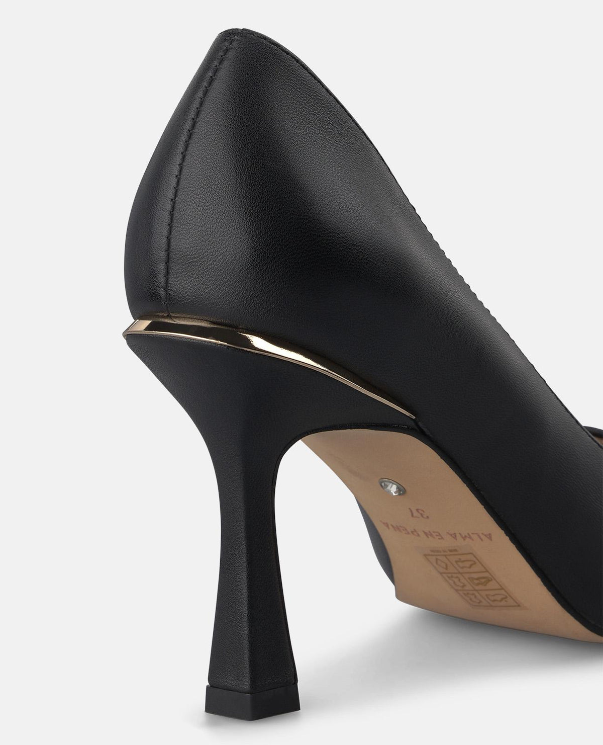 SCARPA CON TACCO A SPILLO IN PELLE