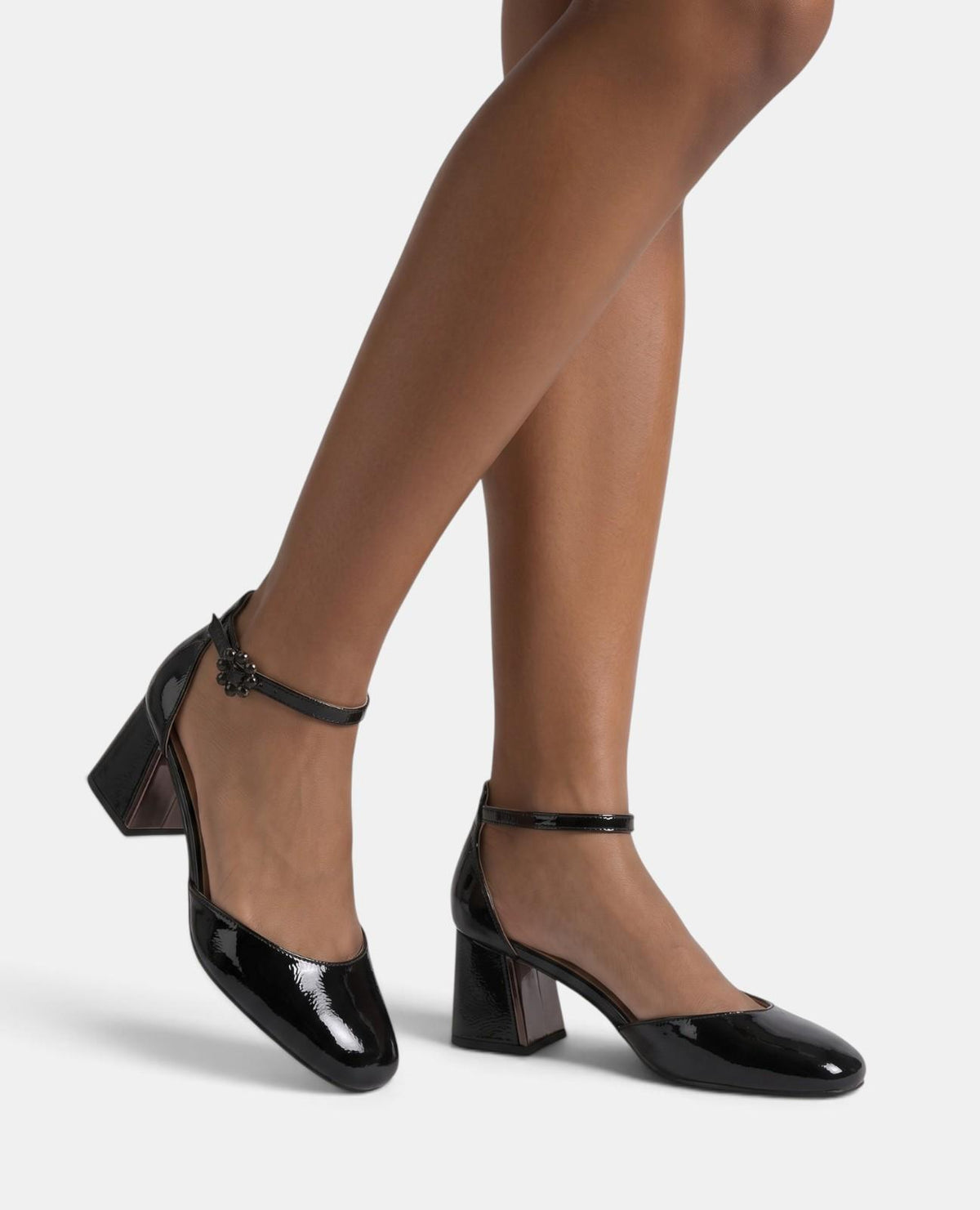 SCARPE DA SERA IN VERNICE