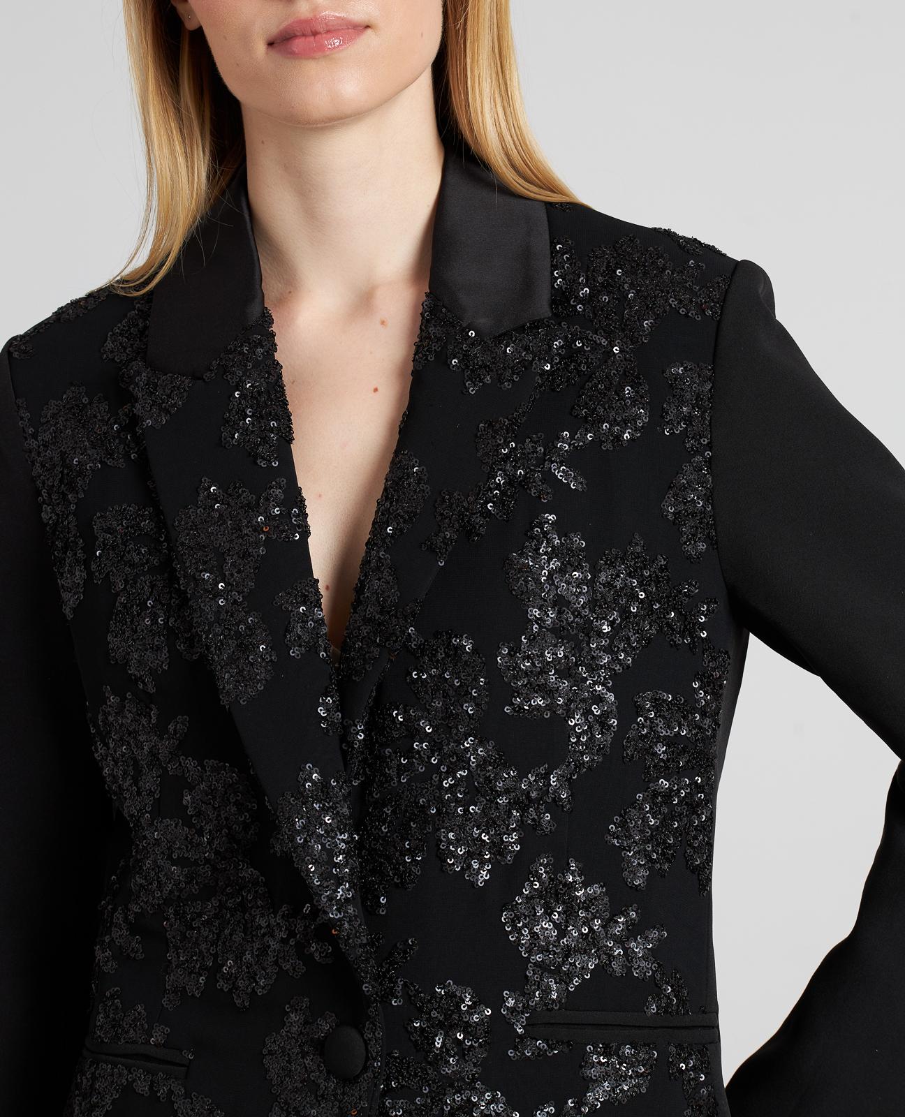 BLAZER DETALLES LENTEJUELAS