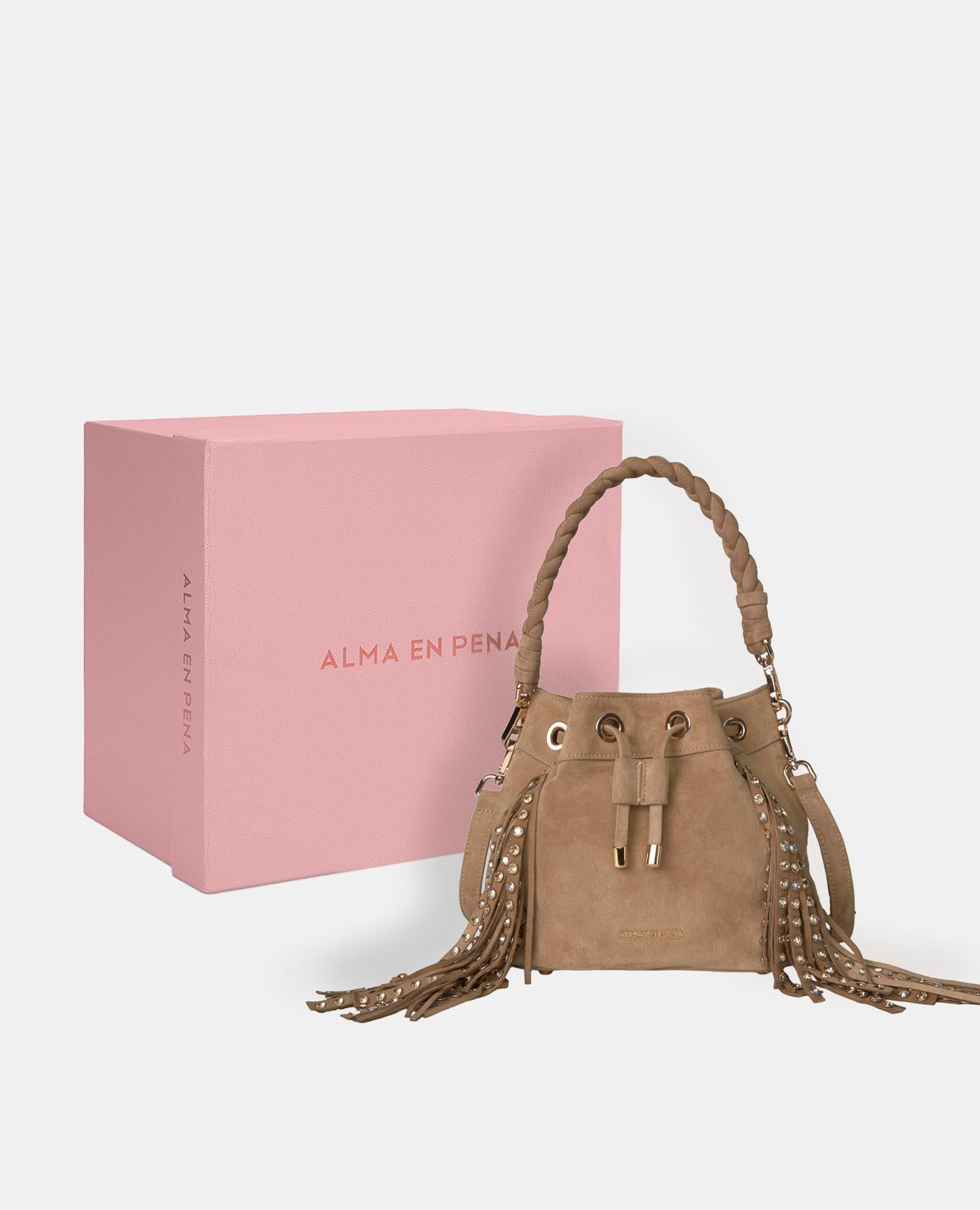 BOLSO DETALLES METÁLICOS