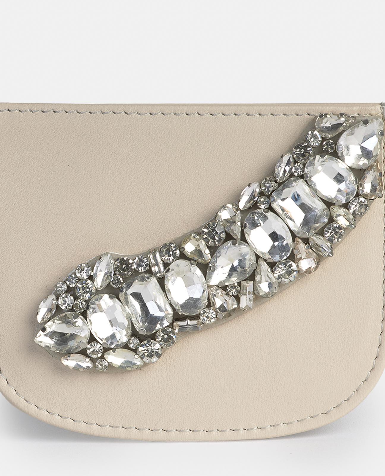 CARTERA TACHAS CREMALLERA