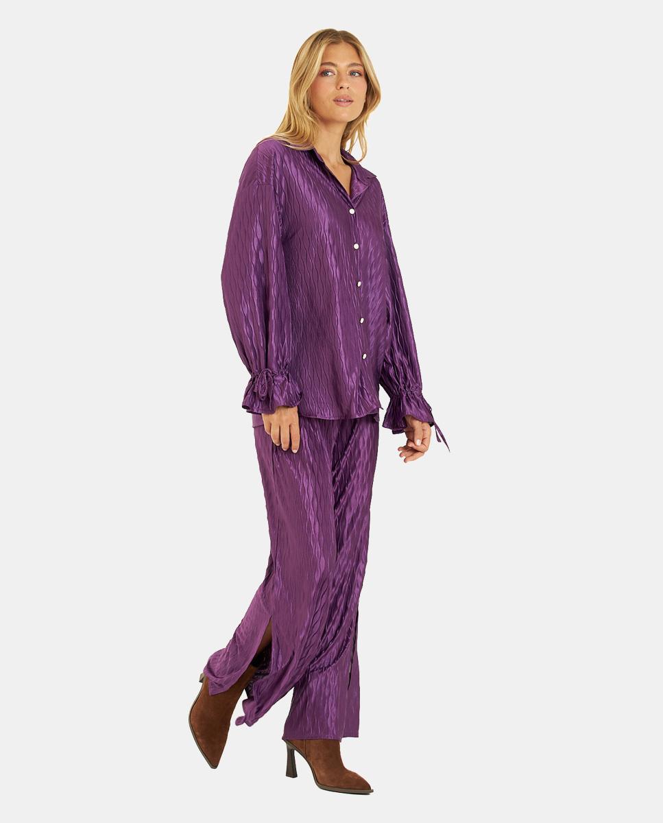 CALÇAS FLUIDAS TEXTURADAS