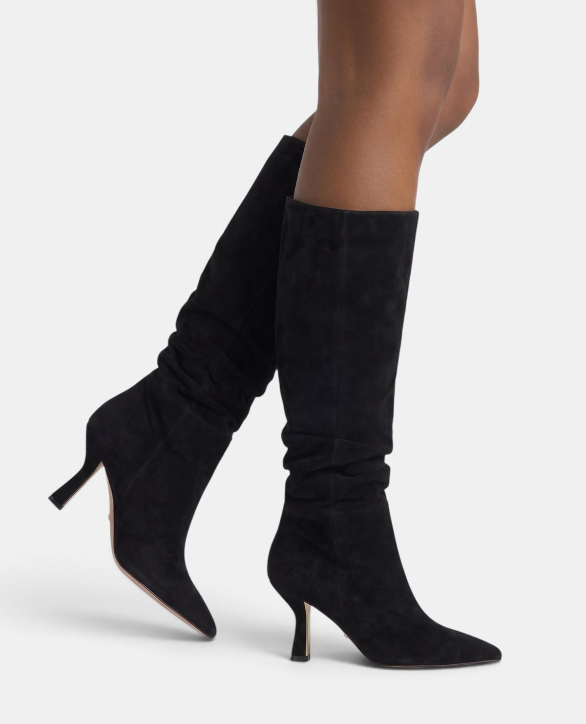 BOTA DE CAMURÇA COM EFEITO FRUNCIDO