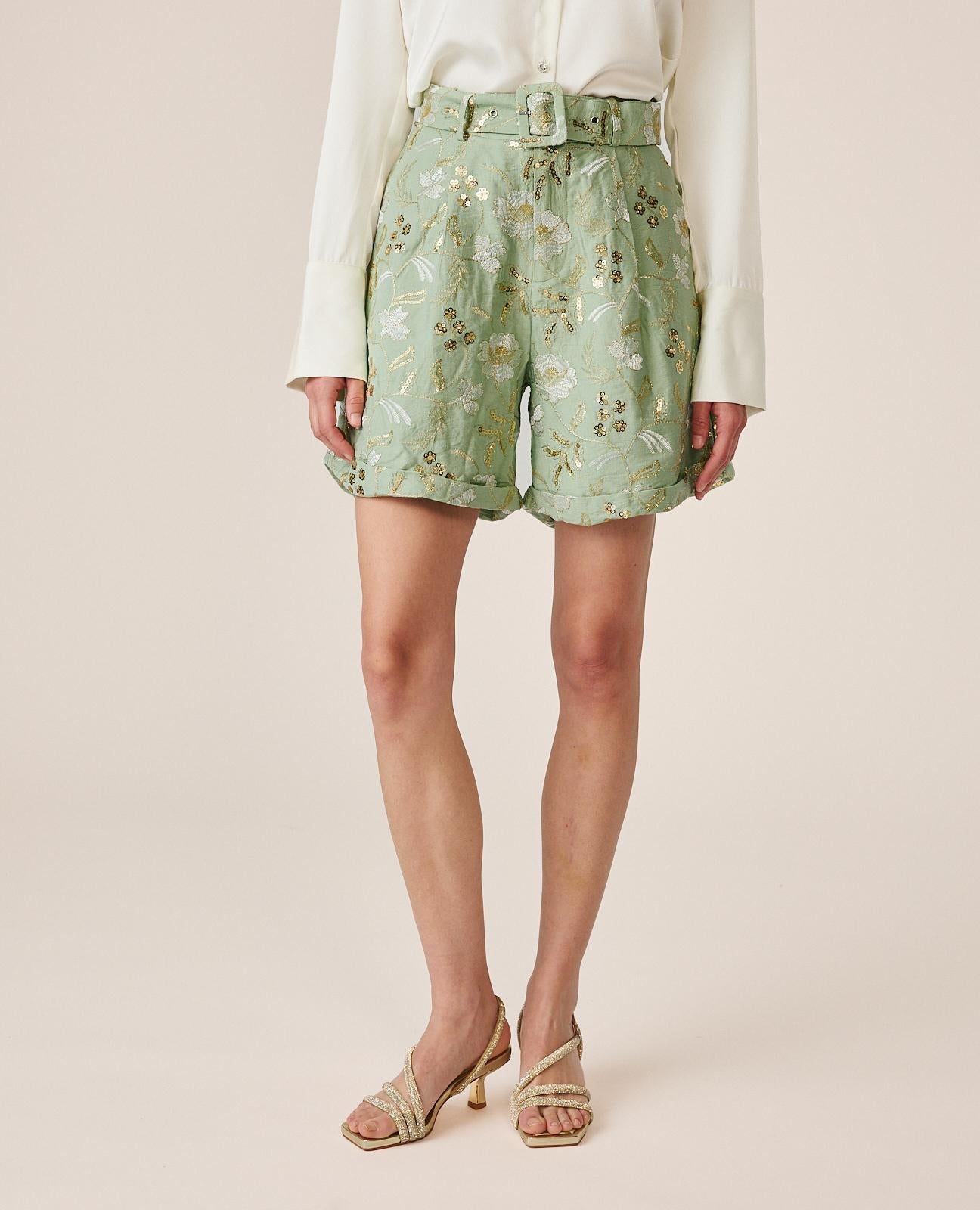 PANTALÓN CORTO