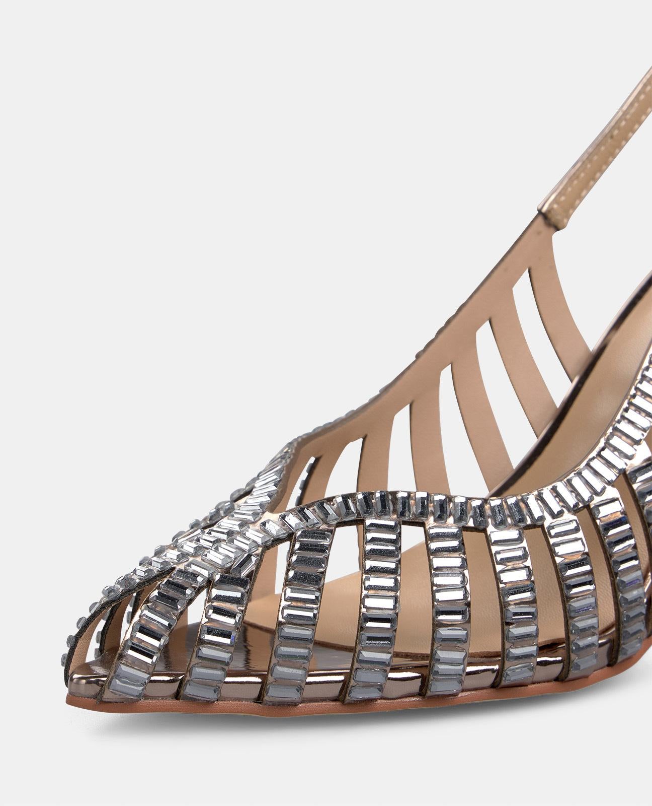 SAPATO DE SALTO COM EFEITO CRISTAL