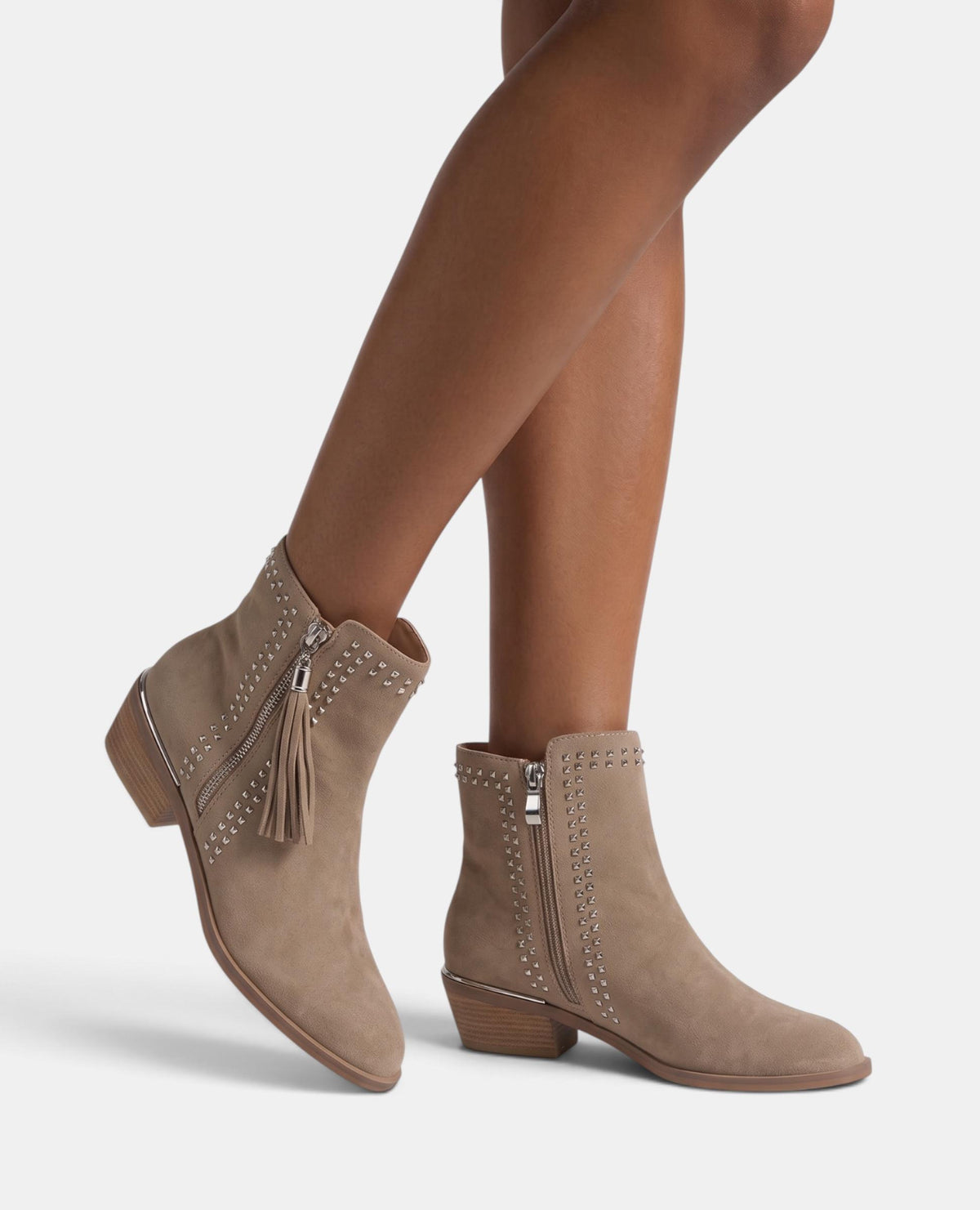 BOTA DE COURO COM FECHO DE ZÍPER